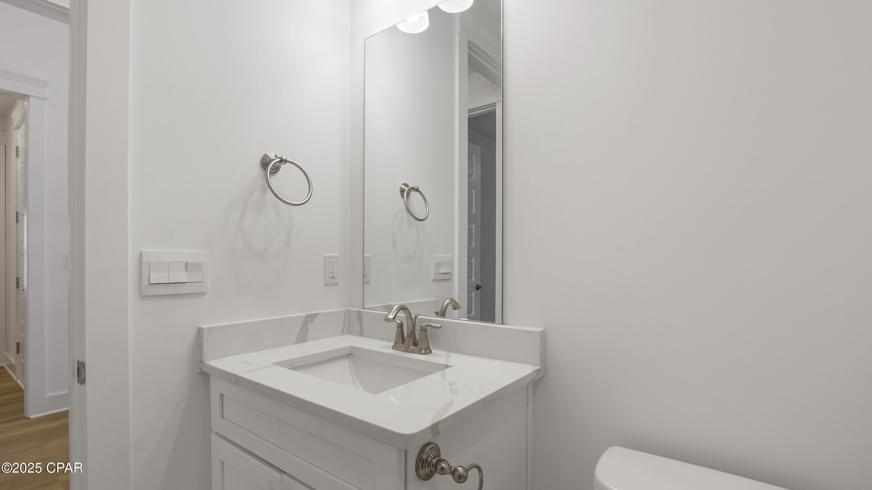 Image 30 For 925 Crystal Bayou Boulevard