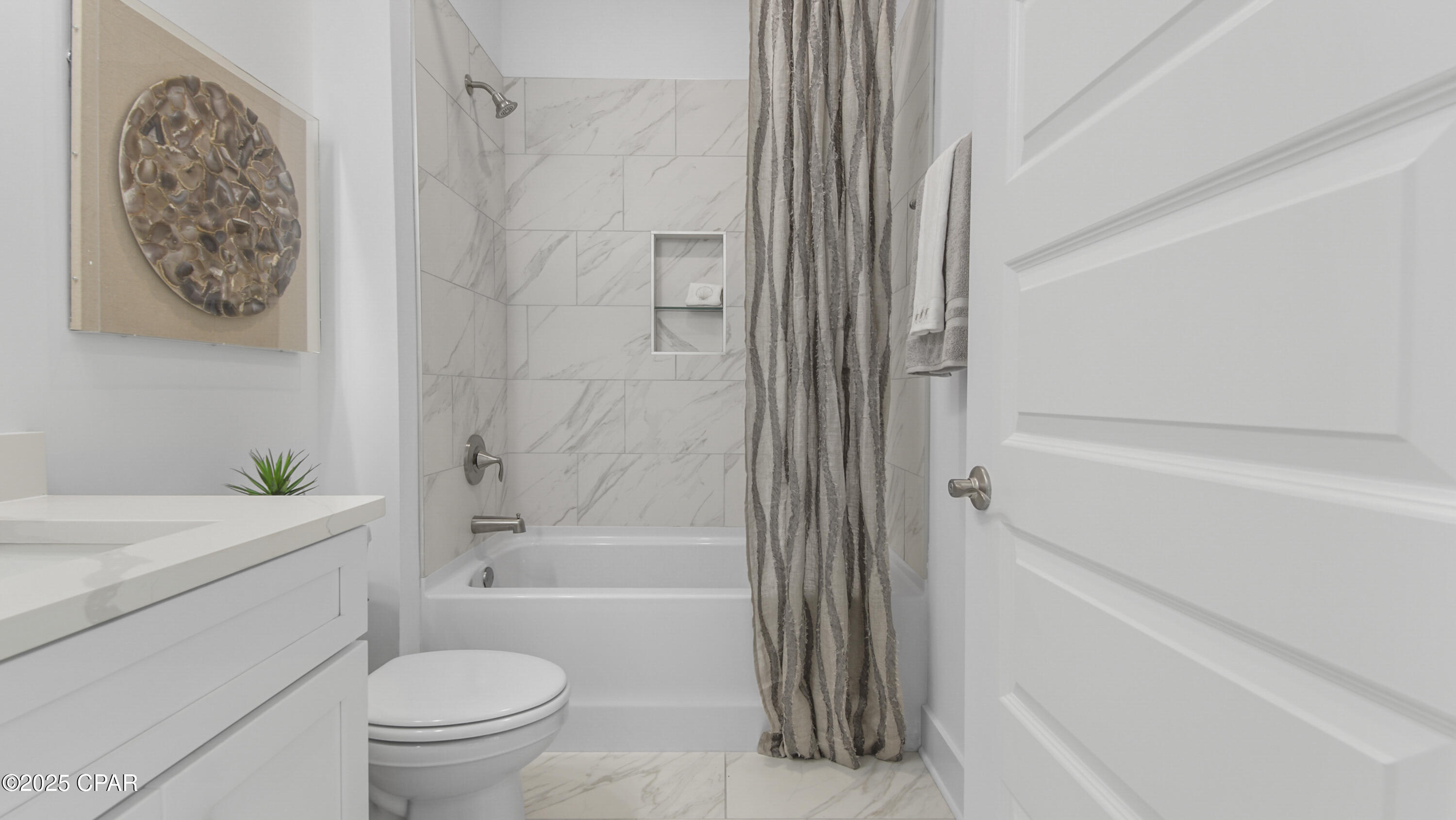 913 Crystal Bayou Boulevard, Panama City Beach, FL 32407 thumbnail, photo 33 of 40