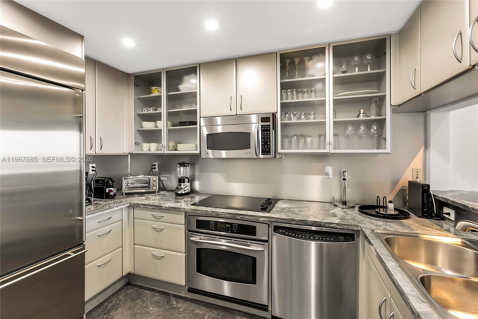 Property photo # 3