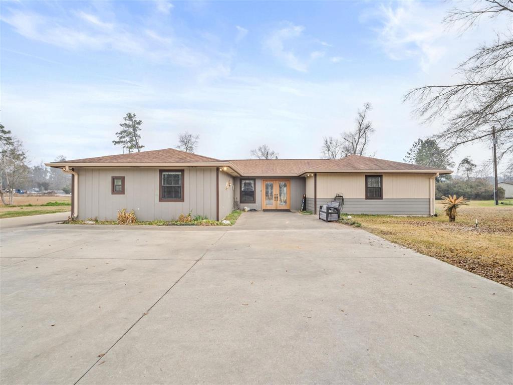 1080 Pecan Avenue