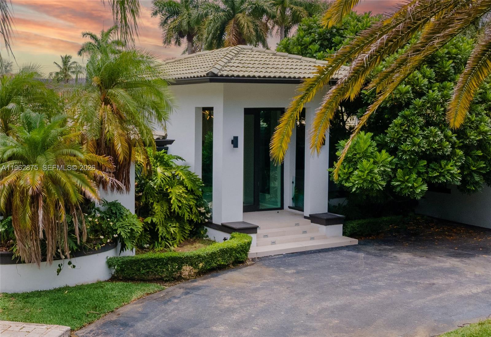 Salvador Estates