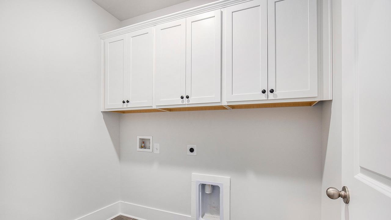 2604411 | Photo 21