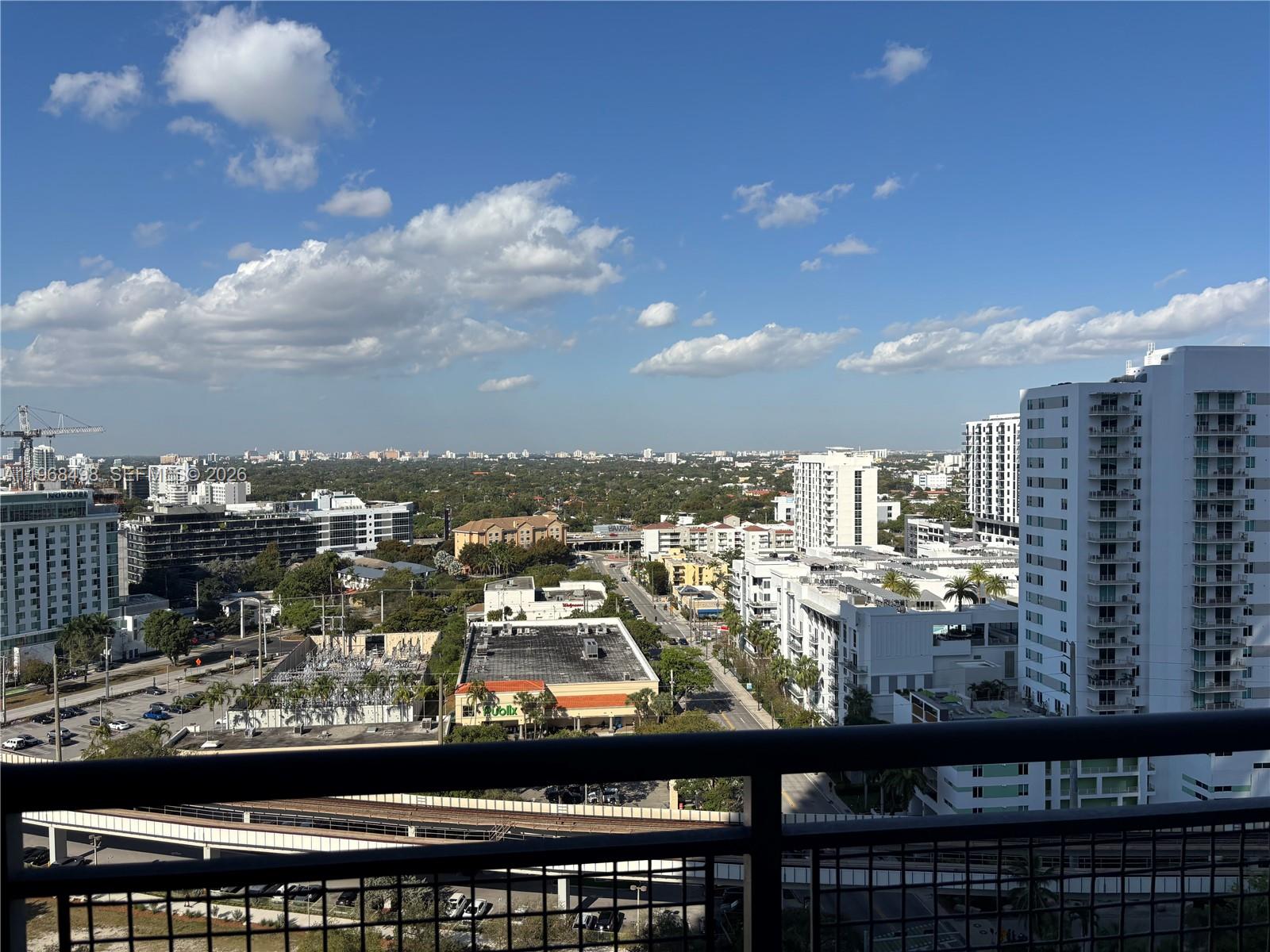 60 SW 13 ST #1415, Miami FL 33131