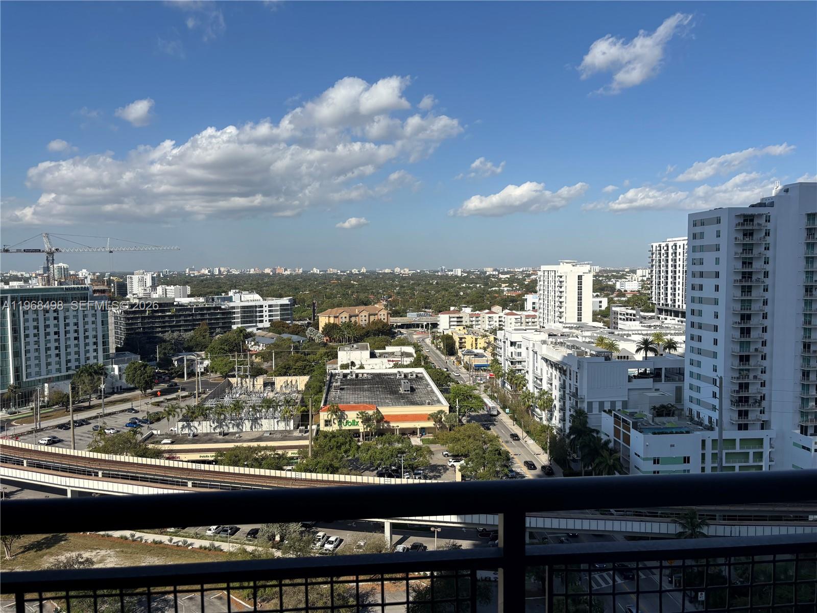 60 SW 13 ST #1415, Miami FL 33131