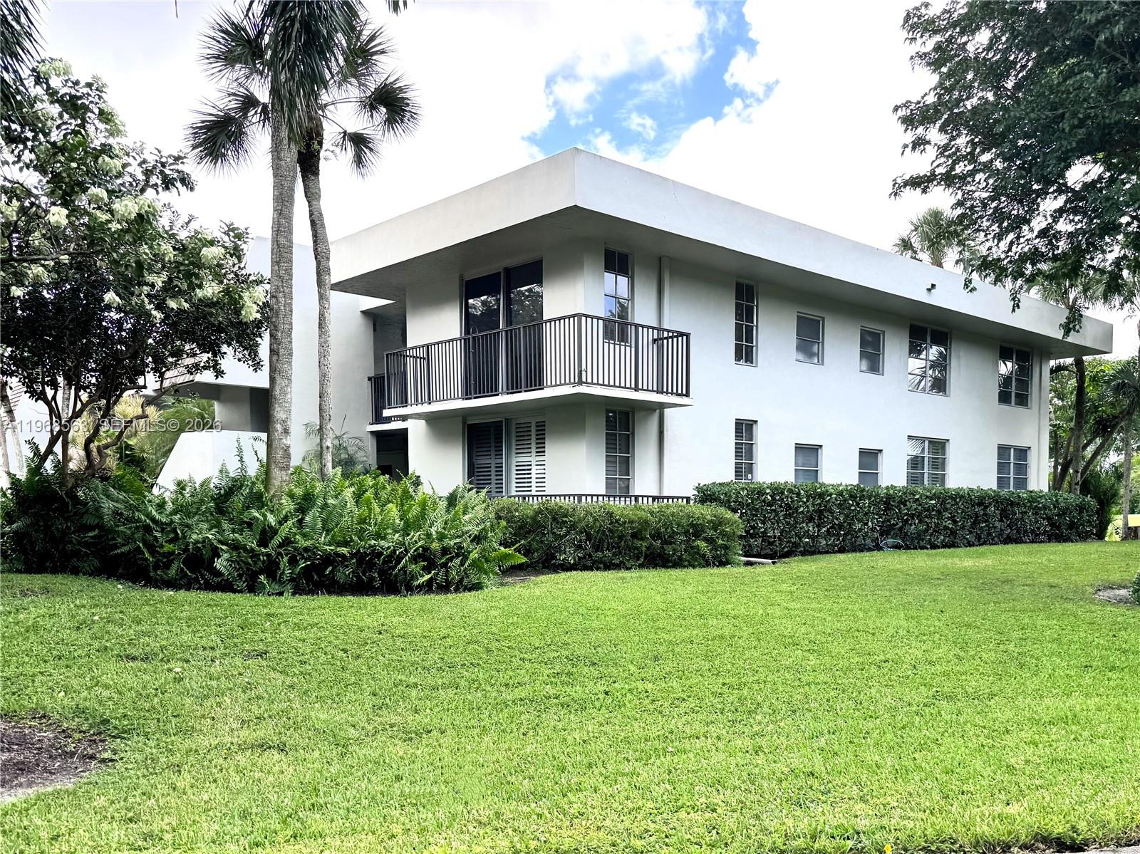 No 87 Palm-Aire Country C