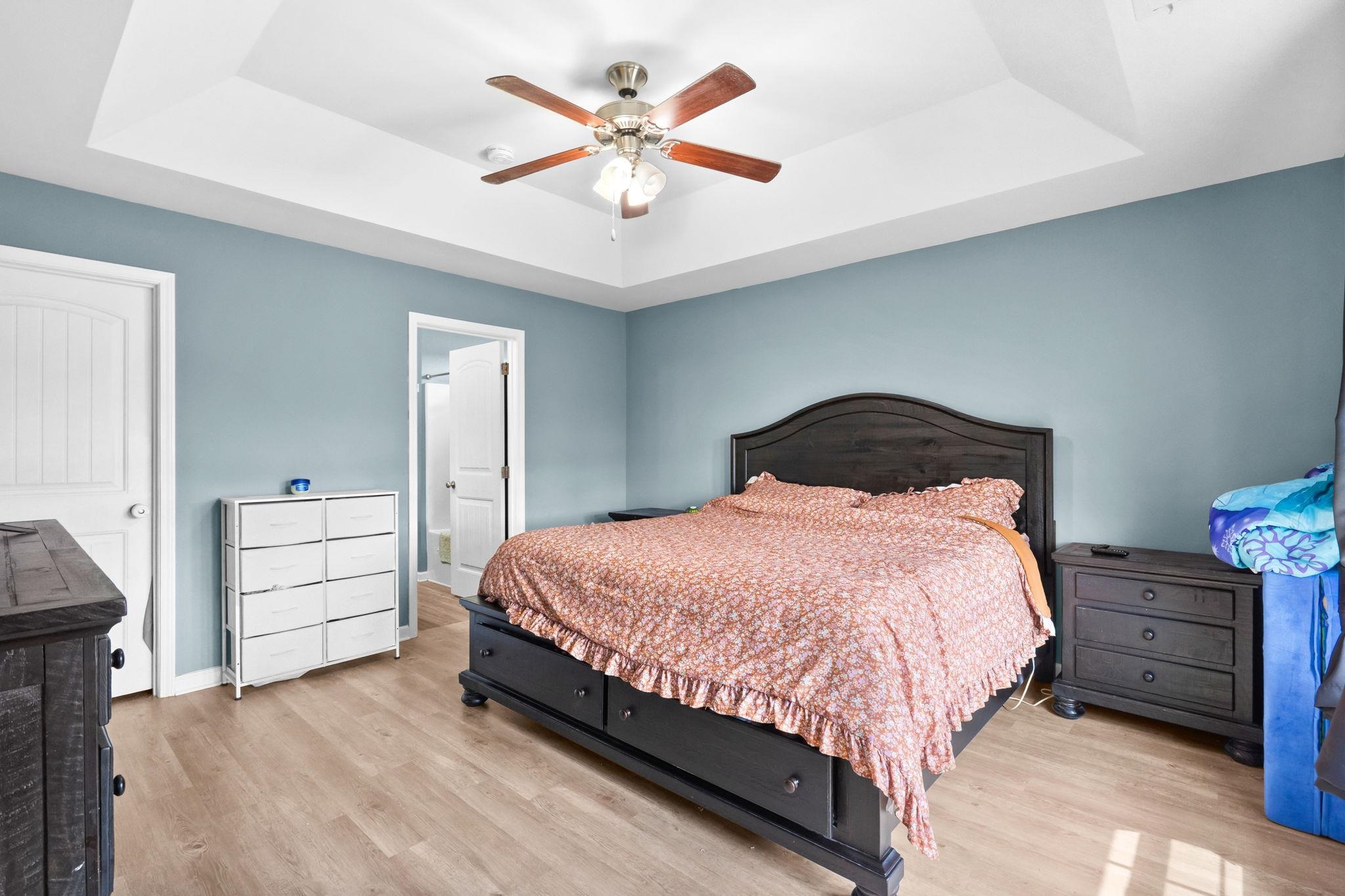 2604460 | Photo 13