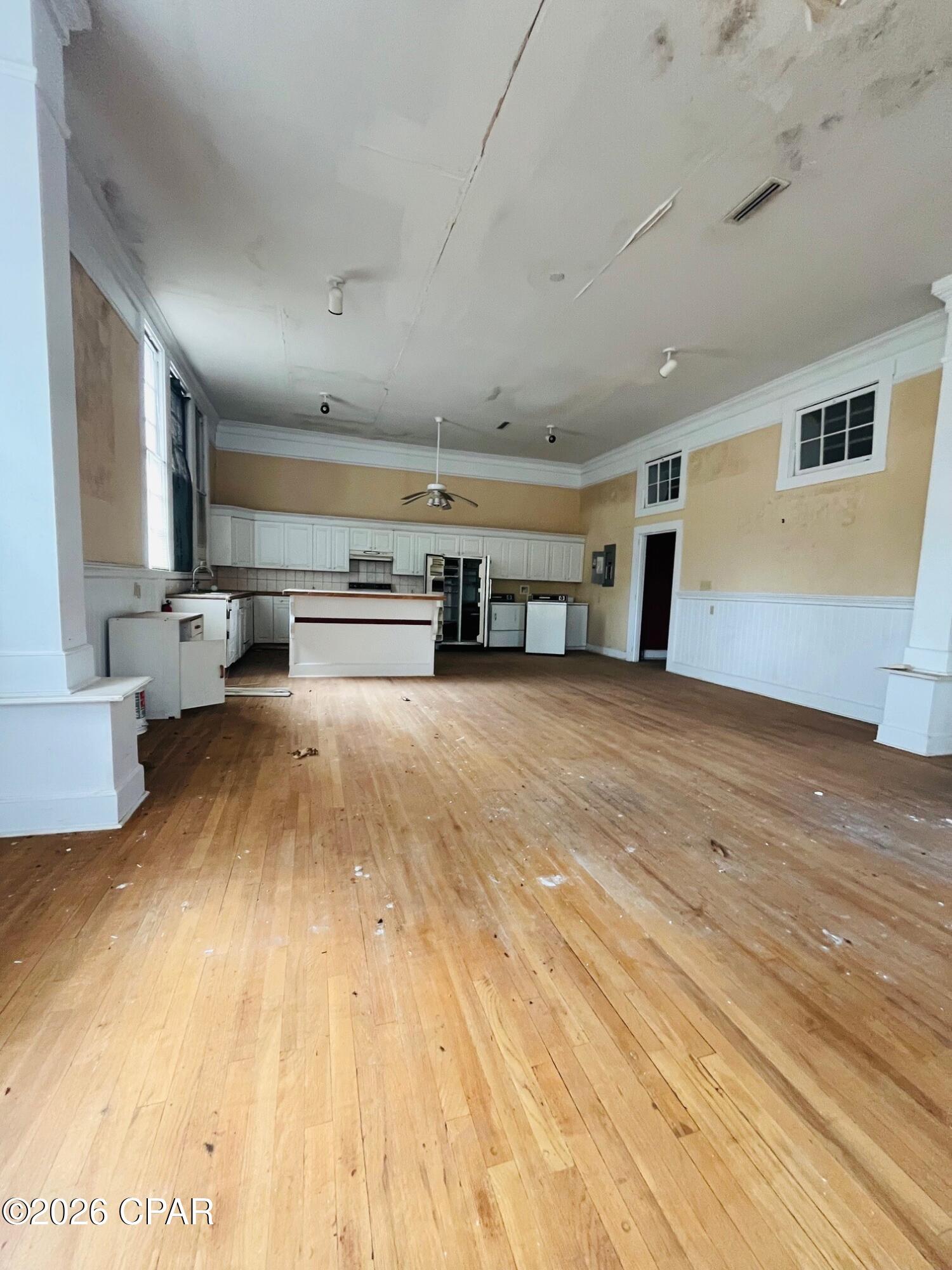 Image 9 For 4181 Apple White Street