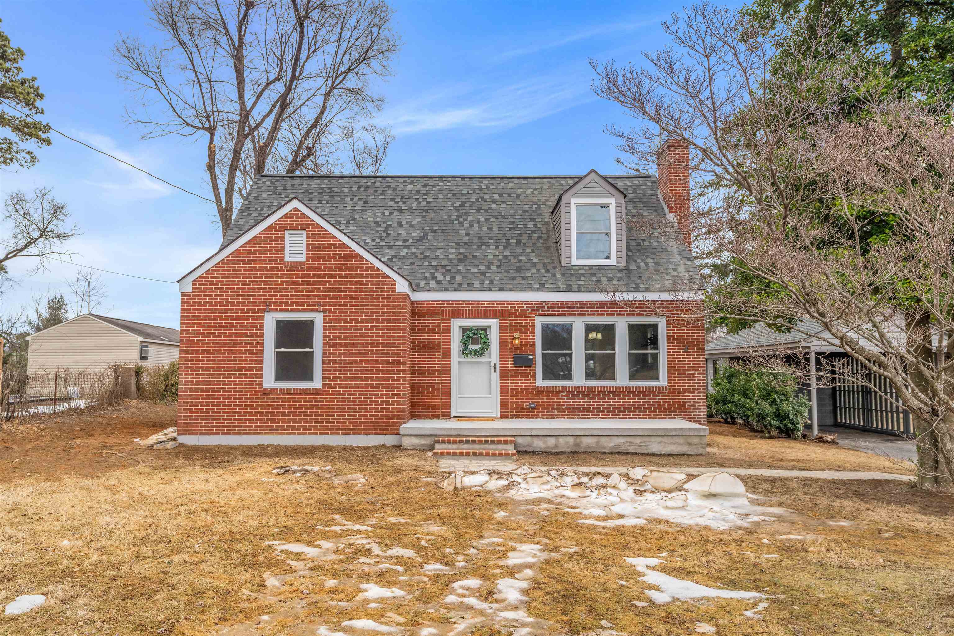 300 Alphin Ave