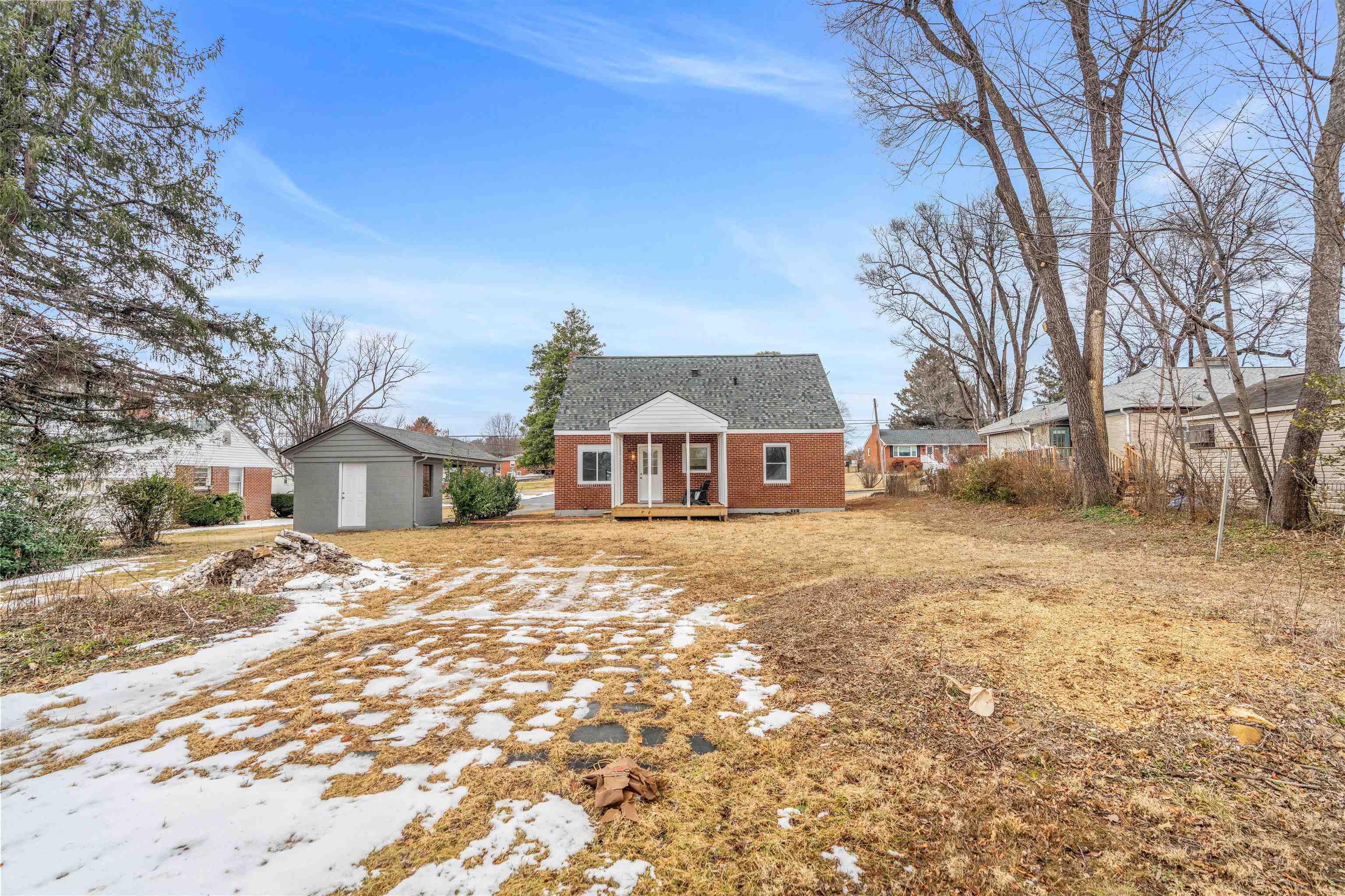 300 Alphin Ave