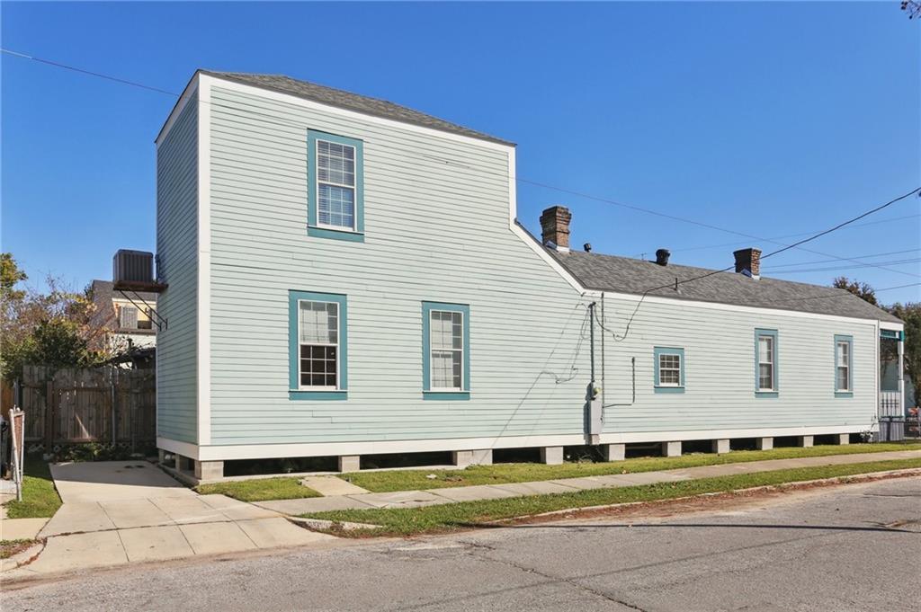 Homes for sale in New Orleans, LA | 1102 Adams St, New Orleans, LA 70118 | MLS# 2543504