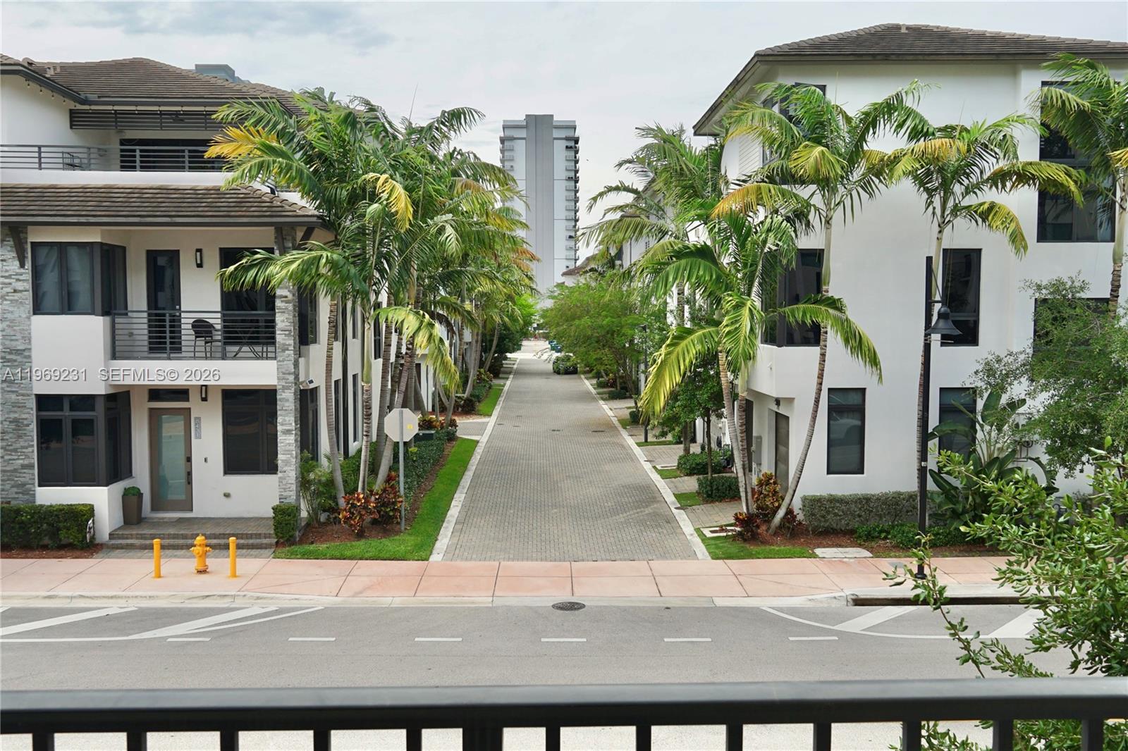 Urbana At The Residences