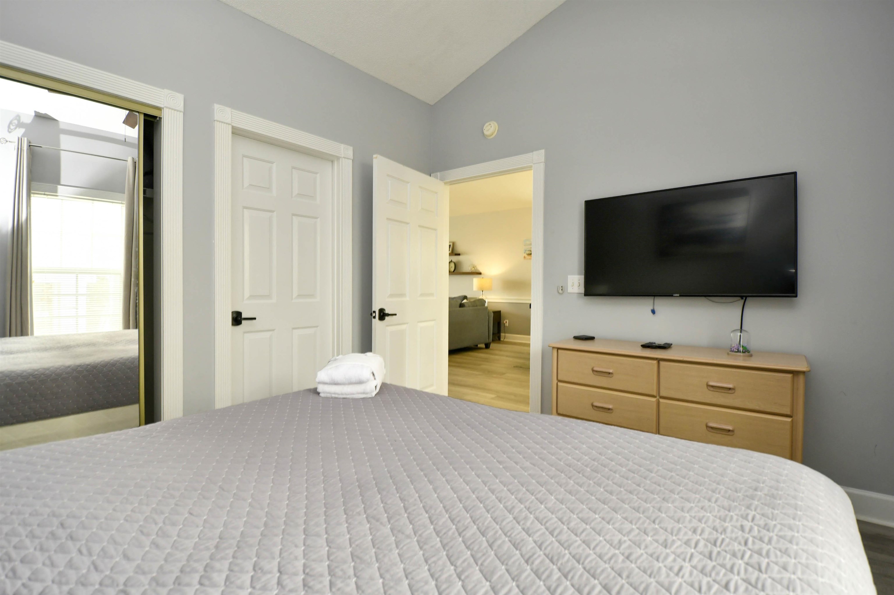 2604629 | Photo 21