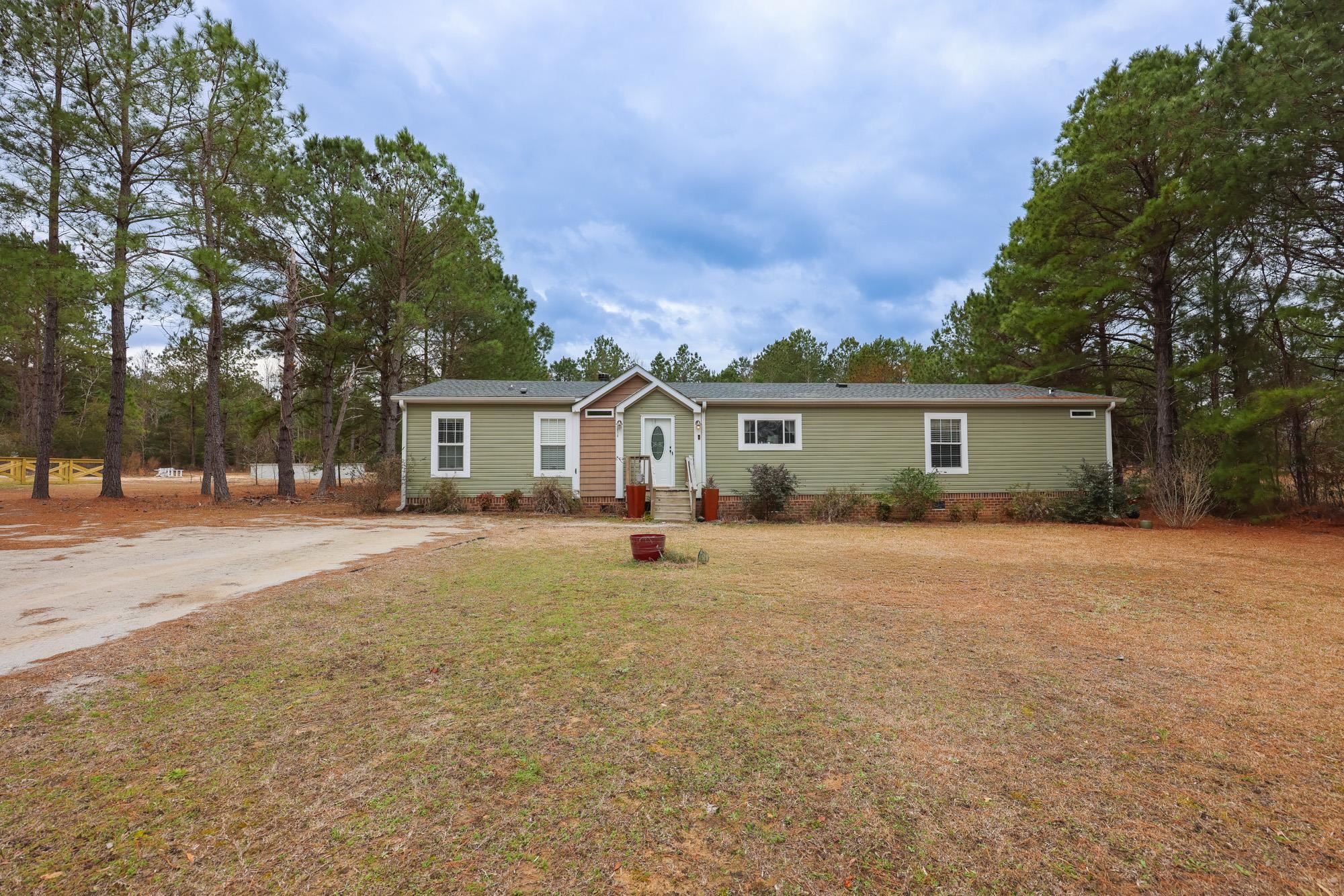 130 Colorado Ranch Rd. Loris, SC 29569