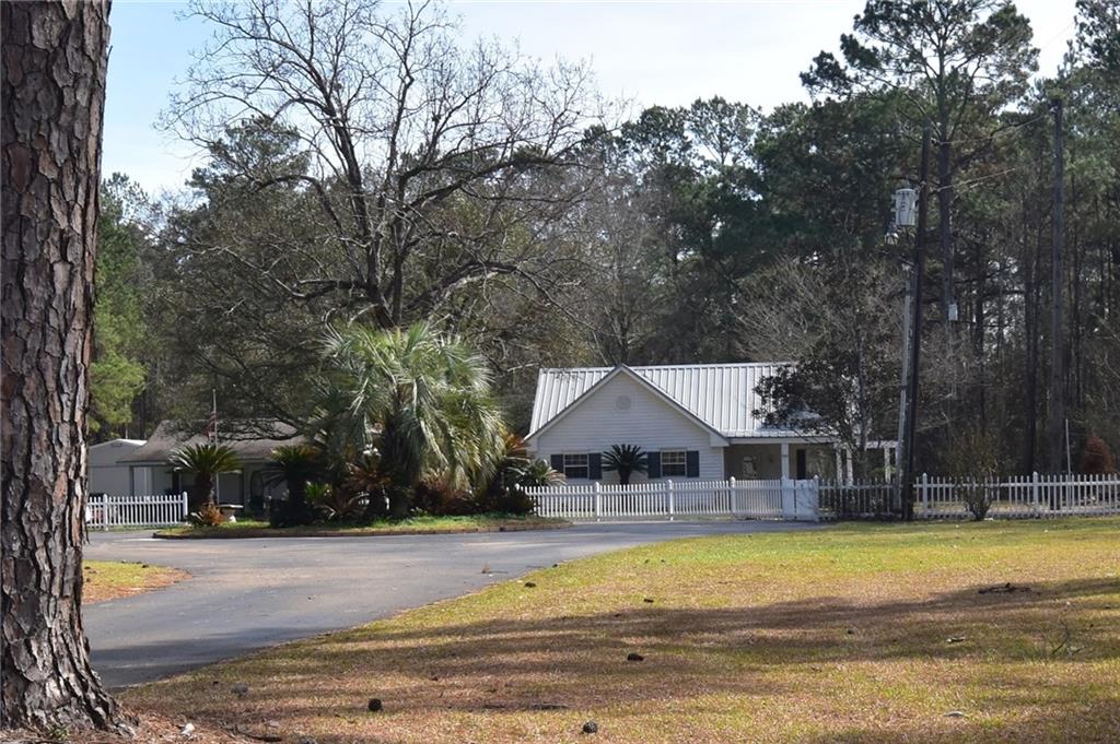 Homes for sale in Bogalusa, LA | 11042 Pine Ridge Cir, Bogalusa, LA 70427 | MLS# 2543356