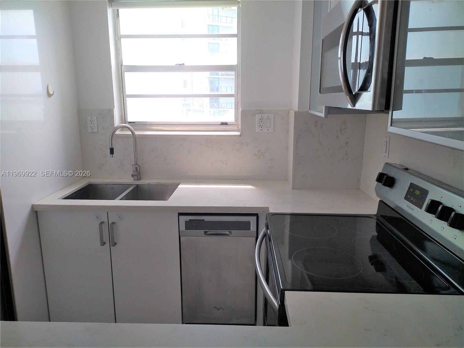 Bay Park Towers Condo