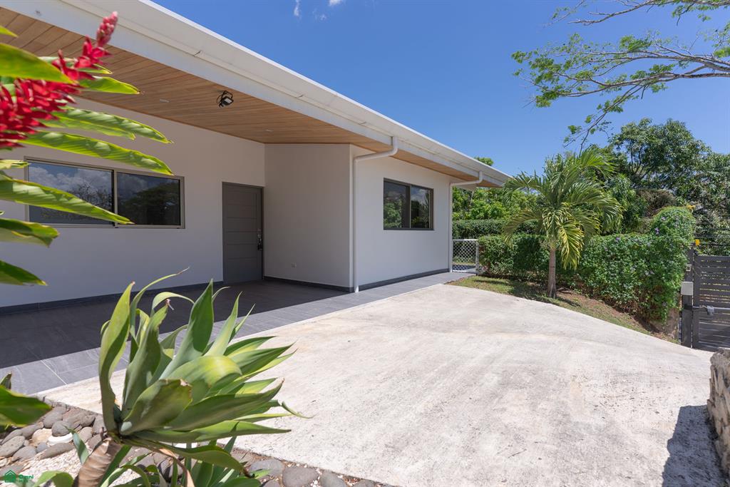 2 bed Single Family Homes For Sale in Atenas, Alajuela - 1