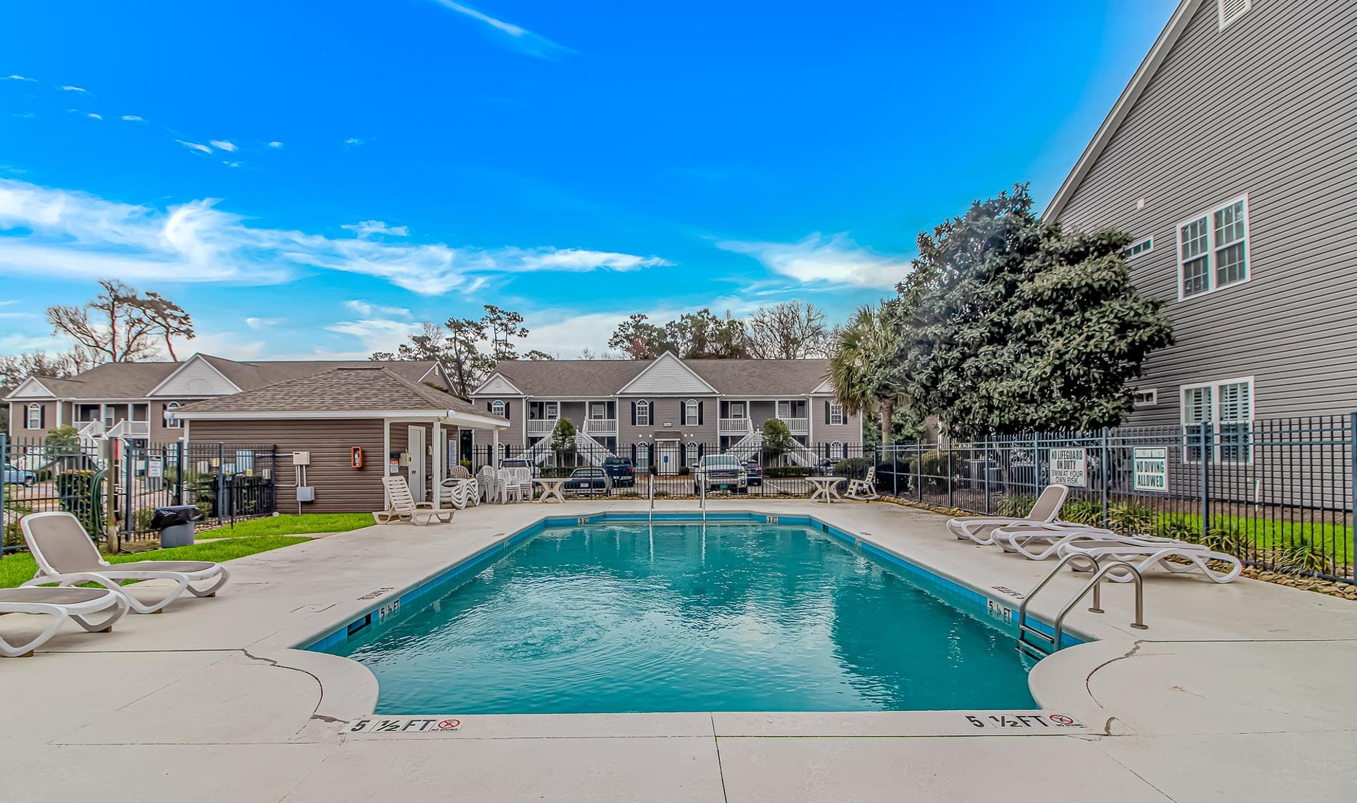 766 Algonquin Dr. 