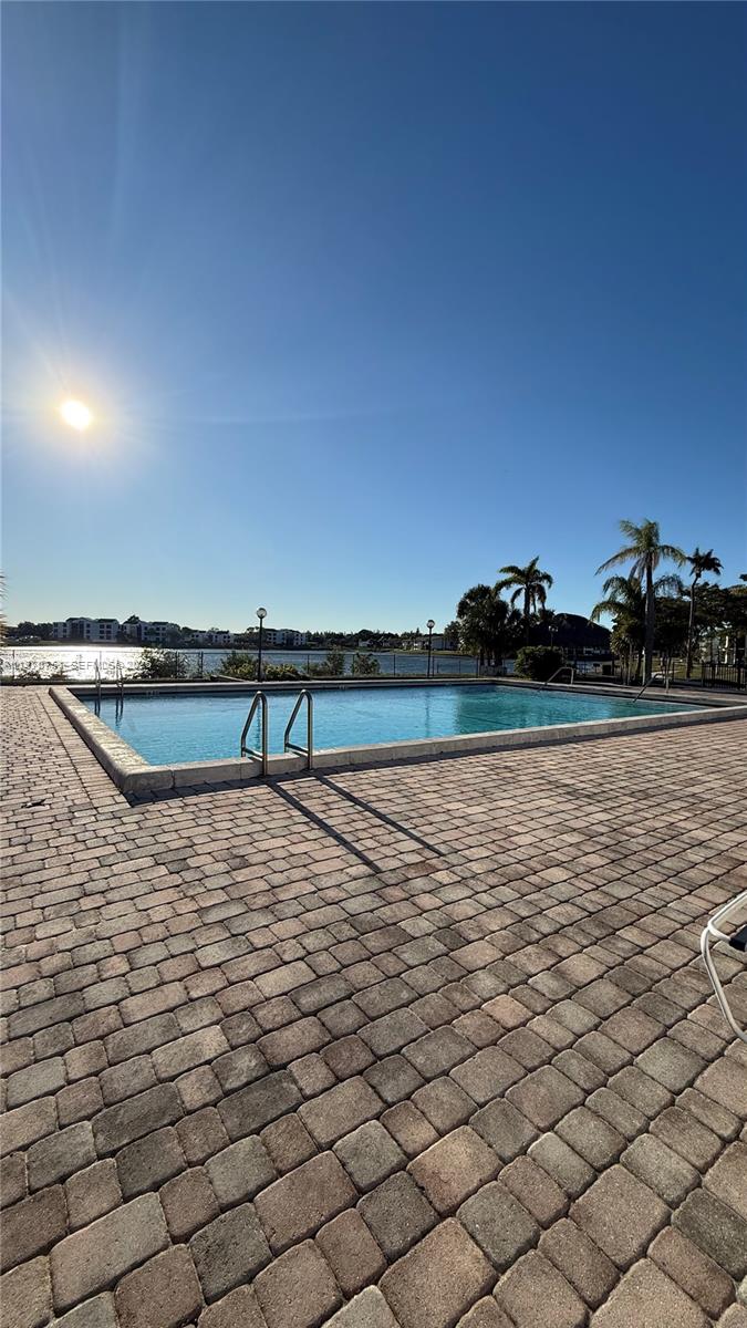 Impressive exterior facade at 201 Lake Pointe Dr - Condo in Oakland Park