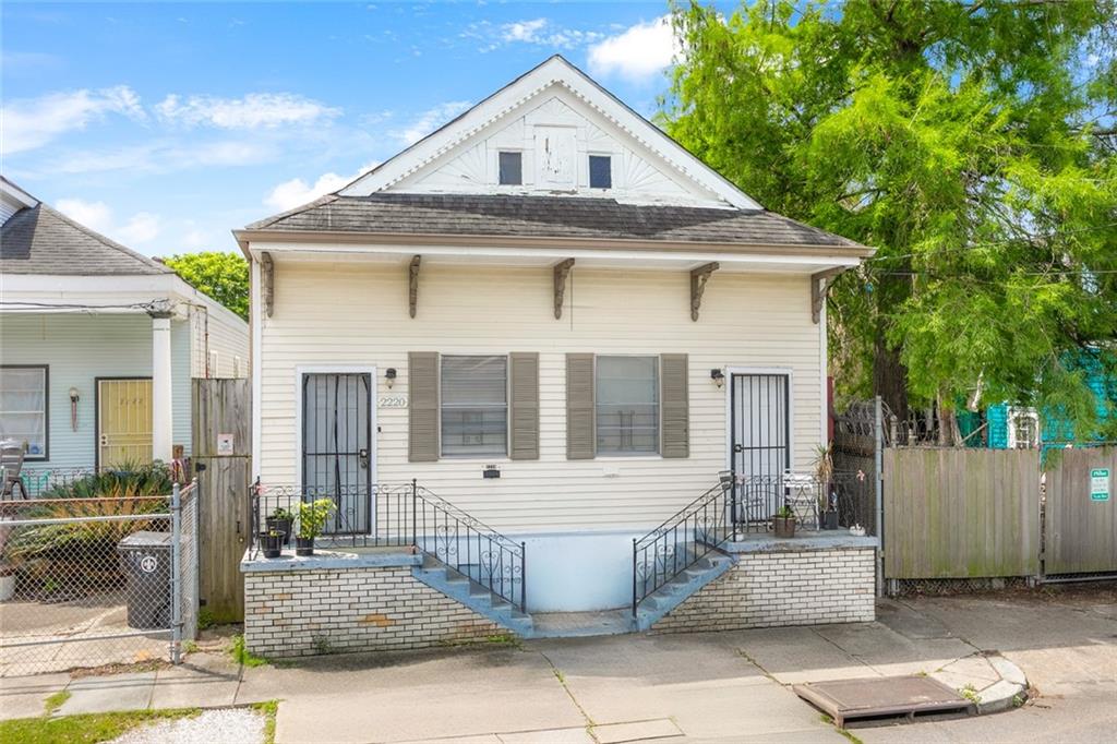 2nd image of 2218 20 N Roman St, New Orleans, LA 70117 | MLS# 2544272