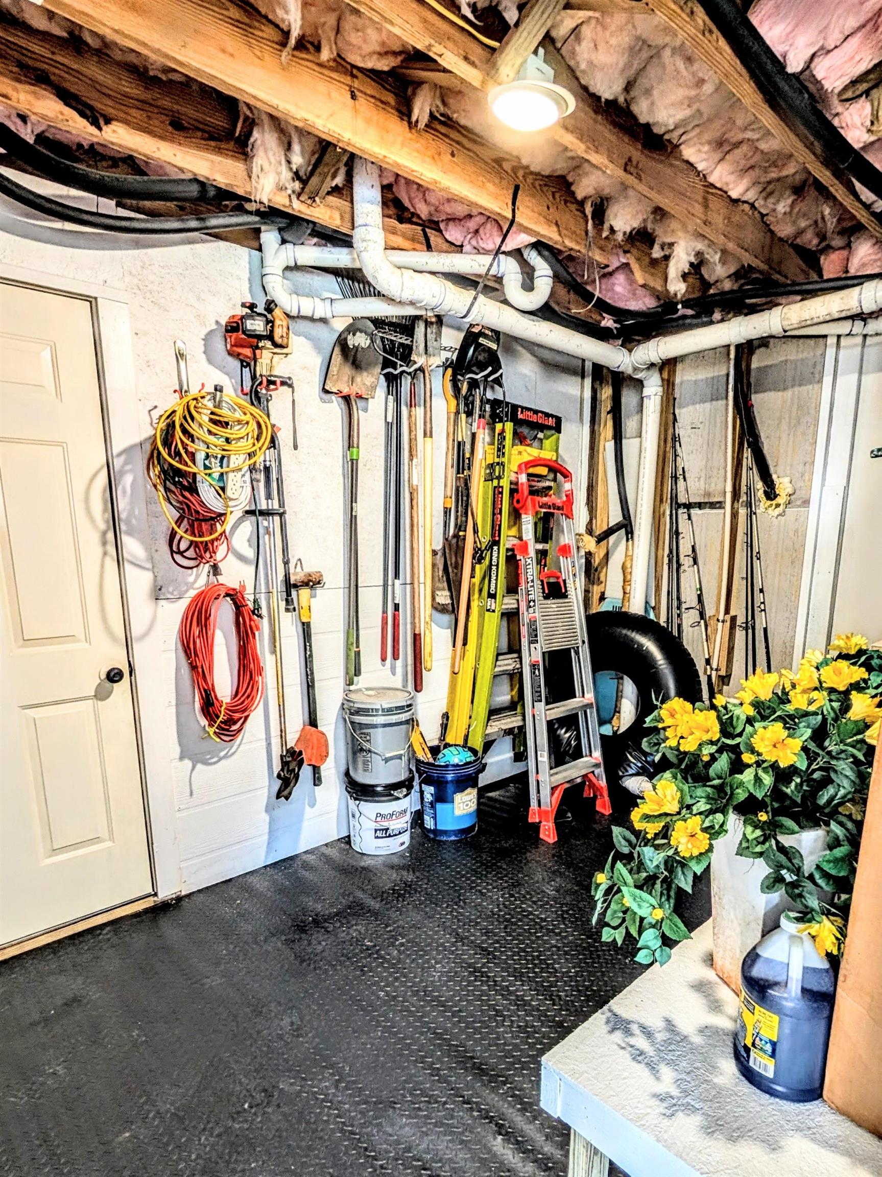 2604807 | Photo 28