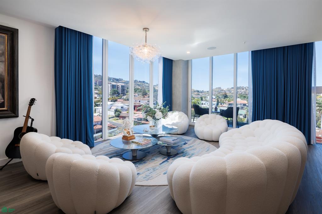 4 bed Condo For Sale in , San Jose - 1