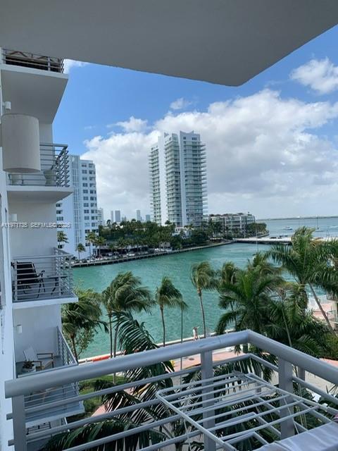 Lincoln Bay Towers Condo