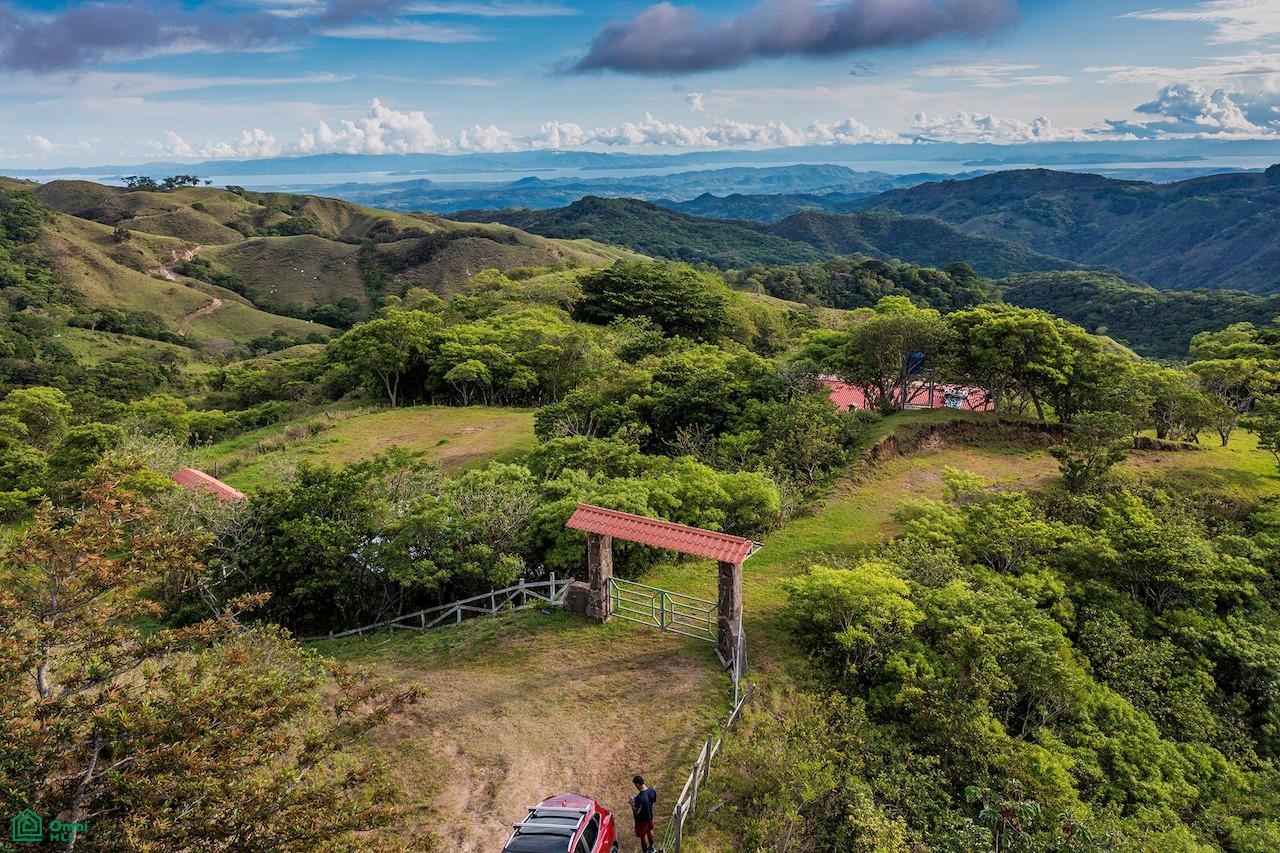 2 bed Single Family Homes For Sale in Puntarenas, Puntarenas - 1