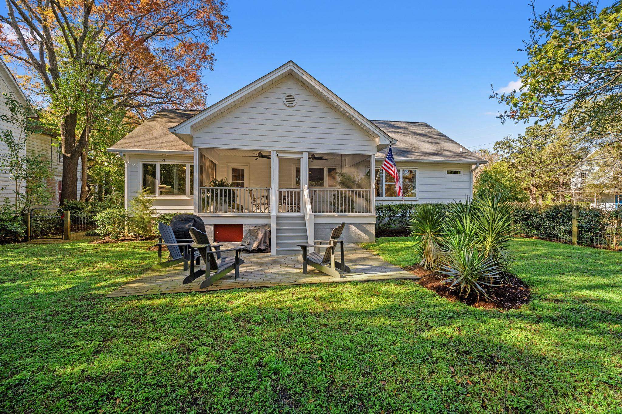 1528 Winyah St. 