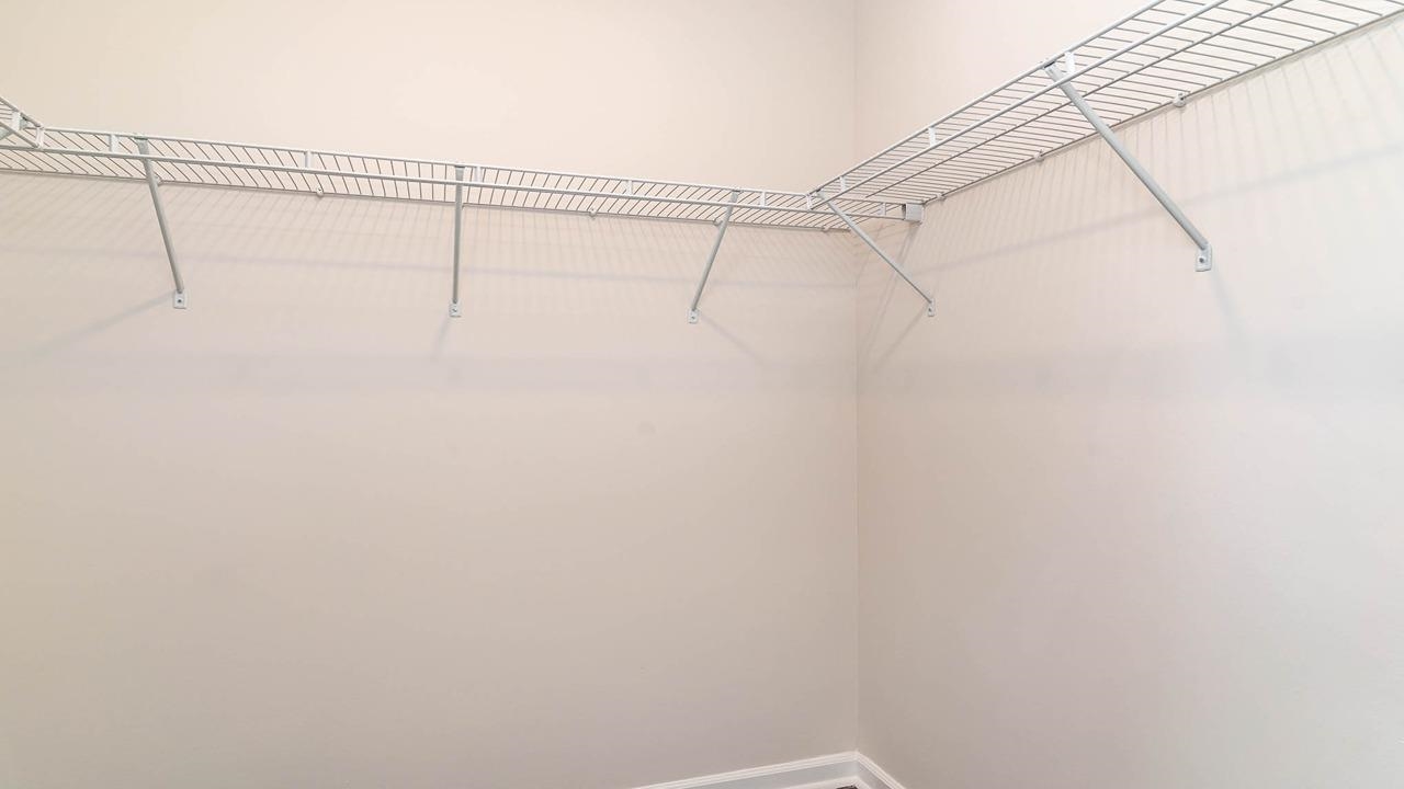 2604943 | Photo 14