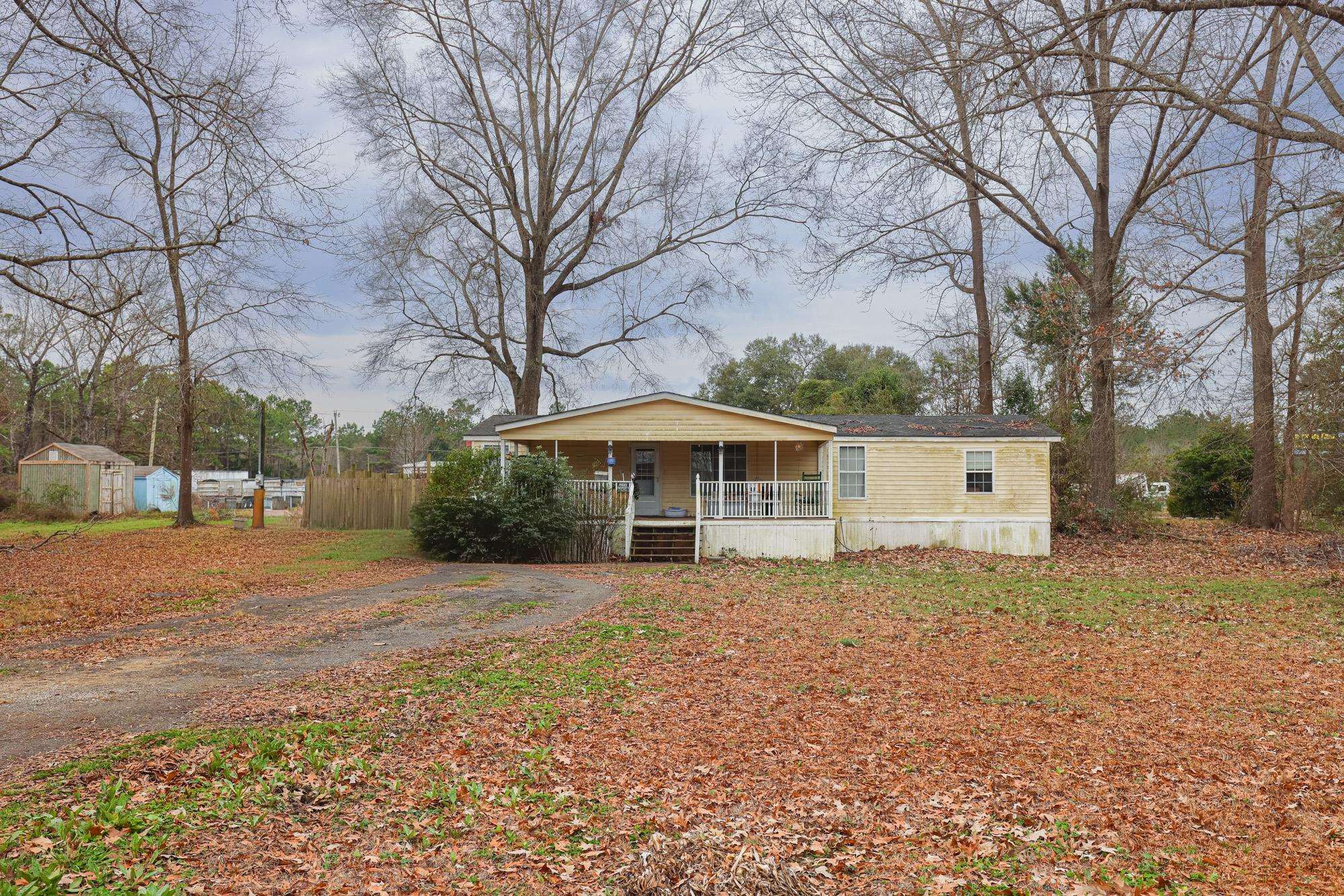 Homes for sale in Georgetown, SC | 78 Dove St, Georgetown, SC 29440 | MLS# 2604996
