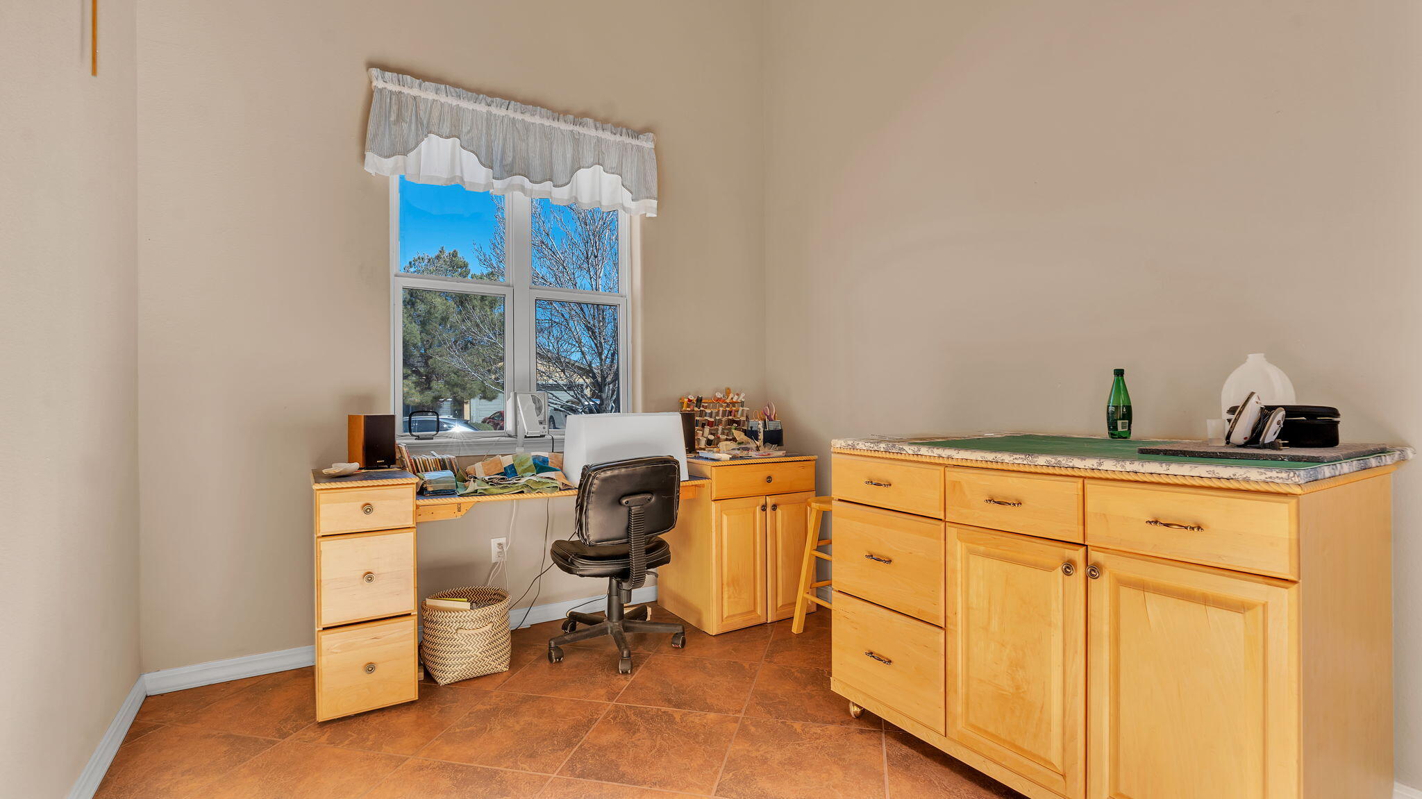 5th image of 301 Zuni River Cir Sw, Los Lunas, NM 87031 | MLS# 1098836