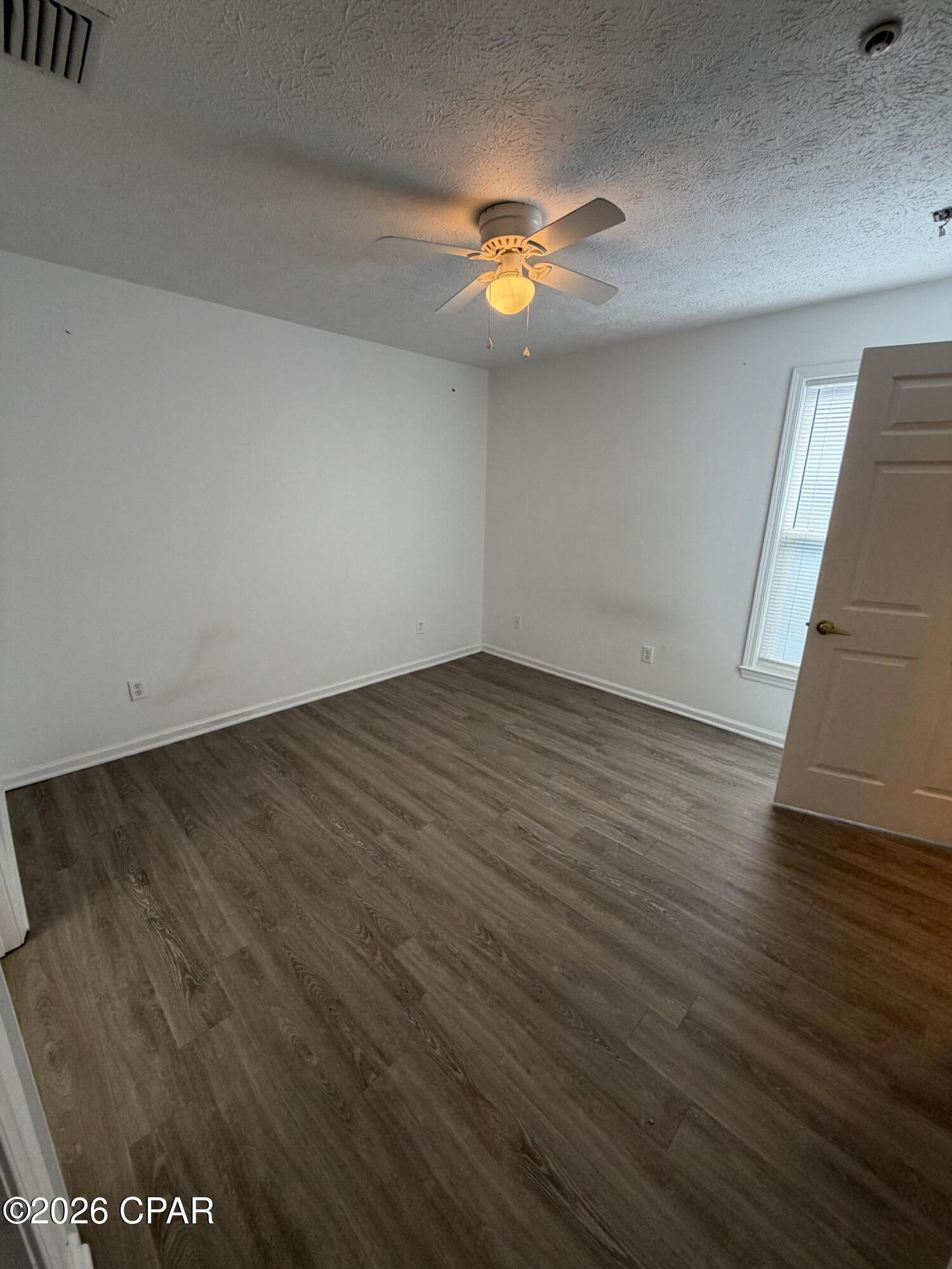Image 0 For 9117 Laird Street 9123
