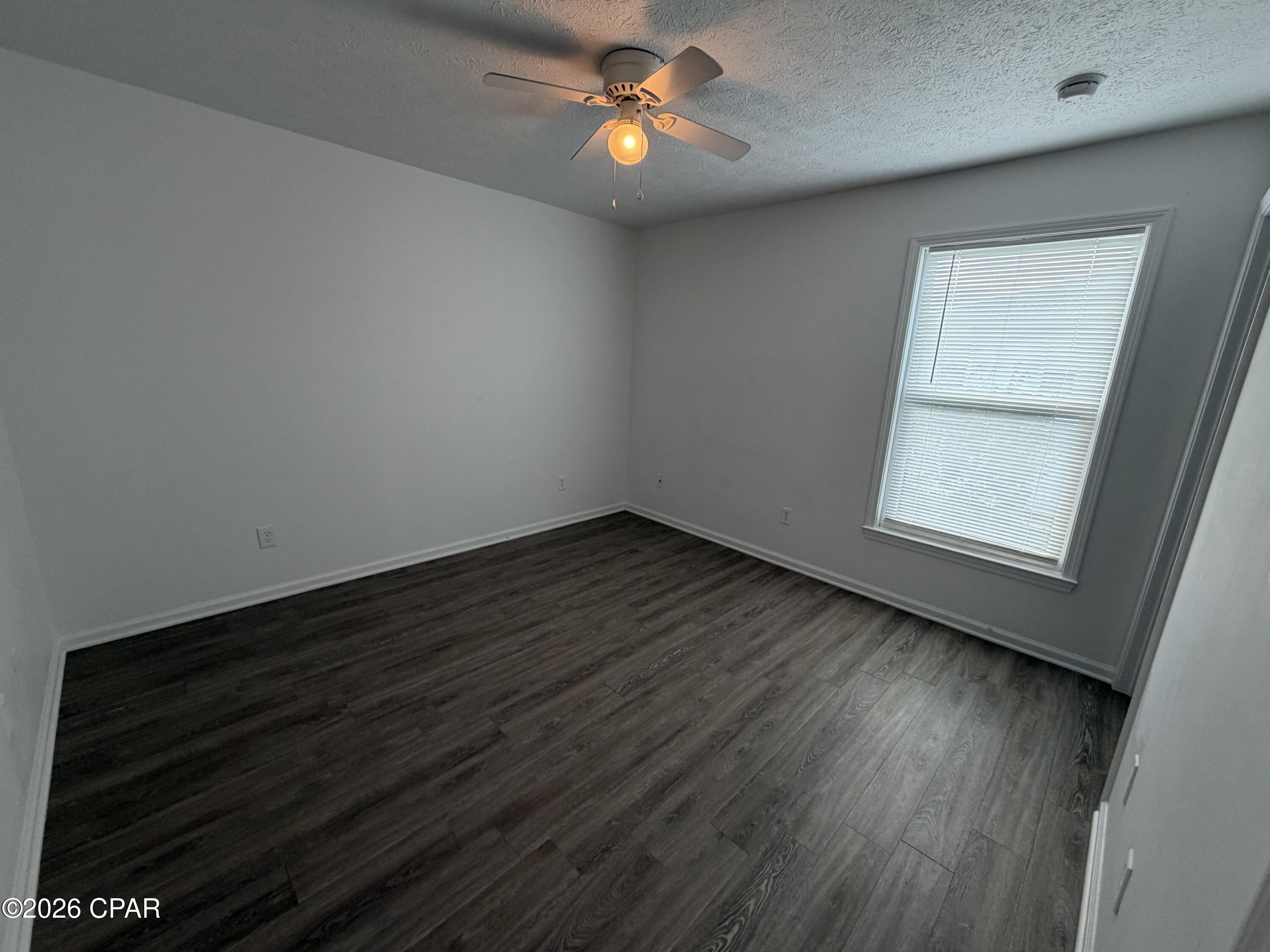 Image 0 For 9117 Laird Street 9123
