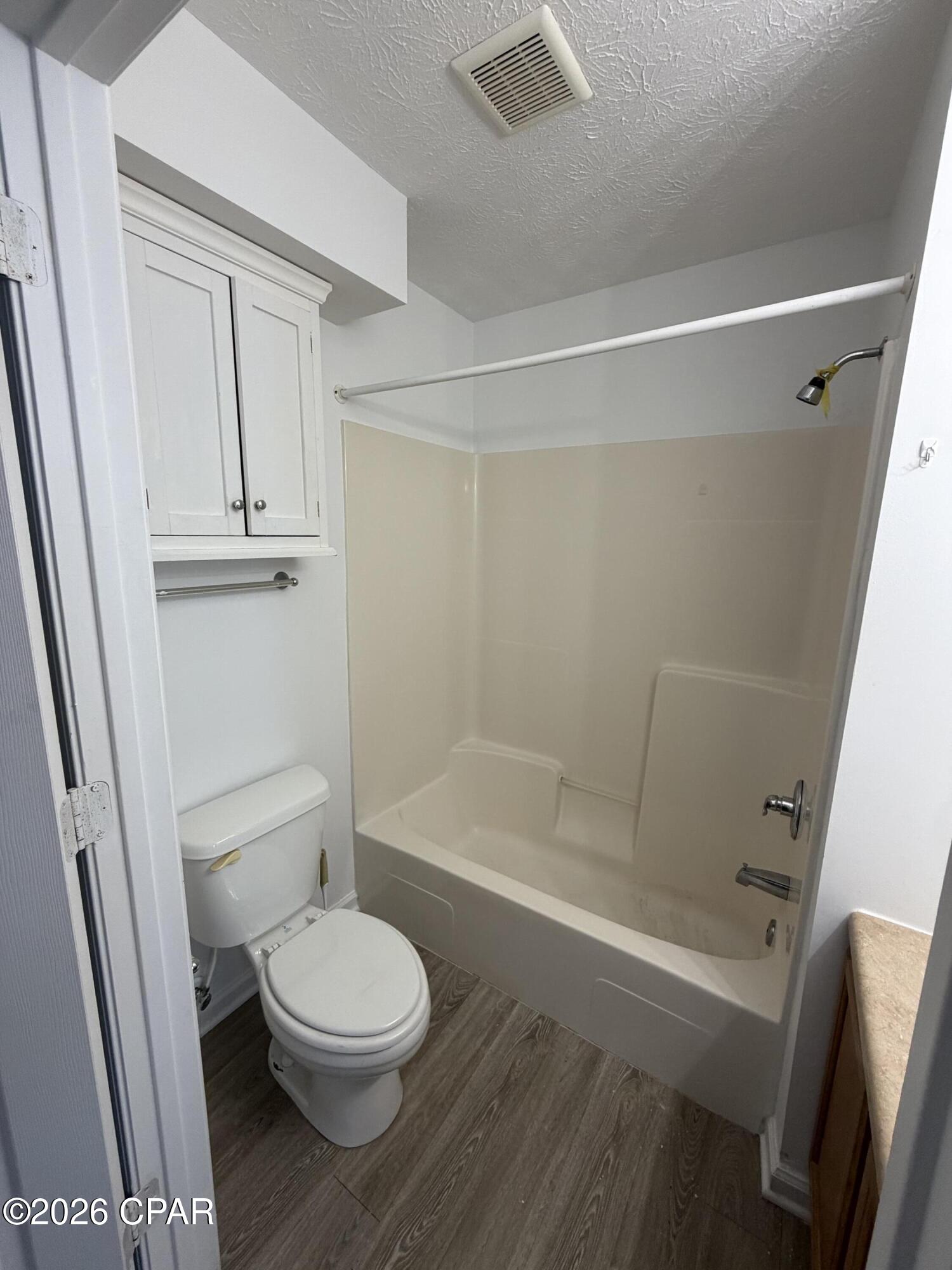 Image 0 For 9117 Laird Street 9123