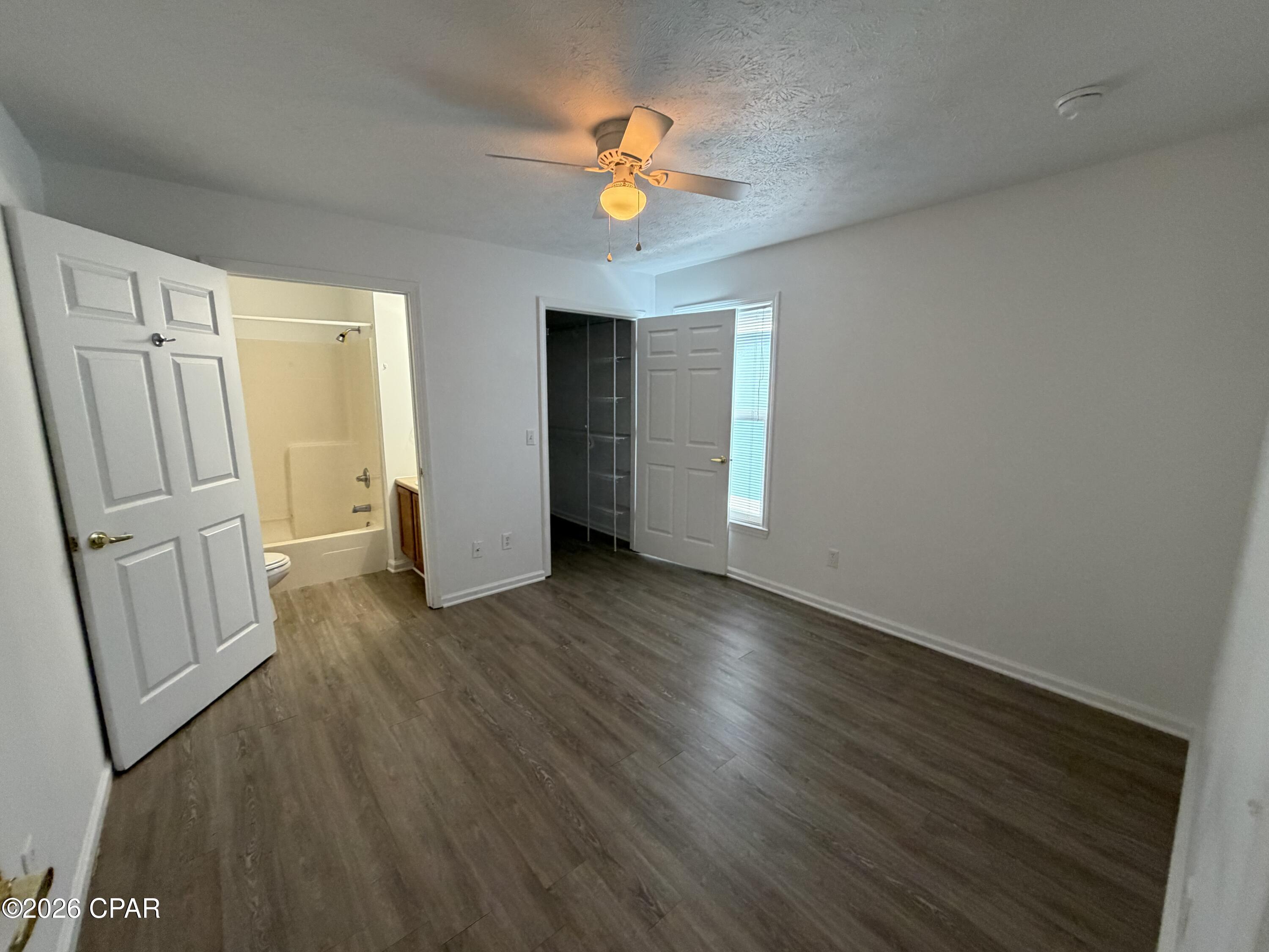 Image 0 For 9117 Laird Street 9123