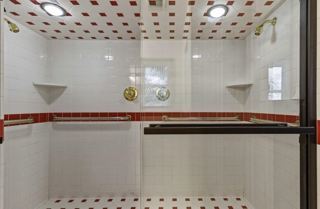 2605050 | Photo 21