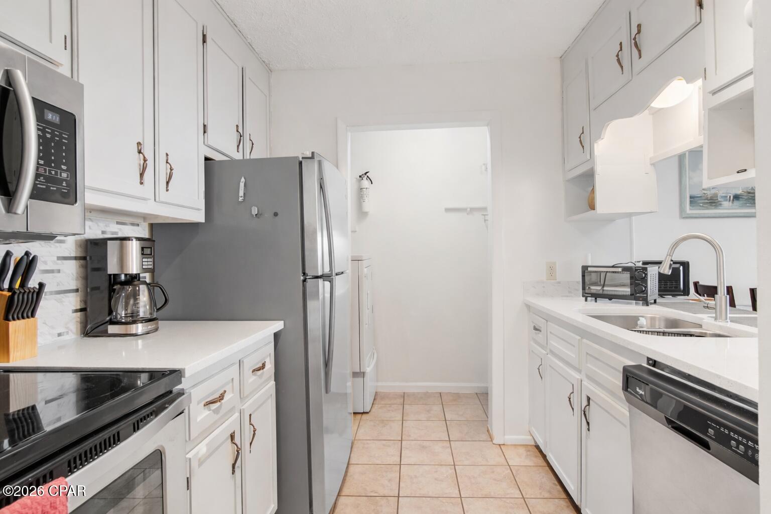 Image 14 For 6903 Lagoon Drive 52