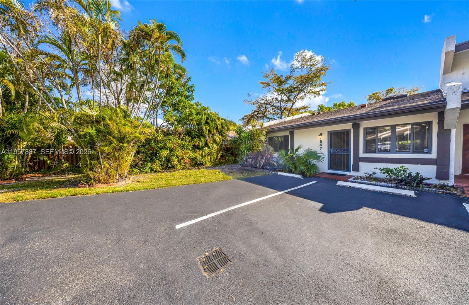 567 199th Ter Unit 1 S, Miami, Florida 33179