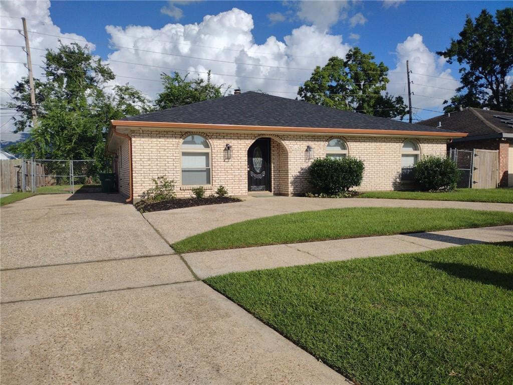 Homes for sale in La Place, LA | 1620 Cambridge Dr, La Place, LA 70068 | MLS# 2544642