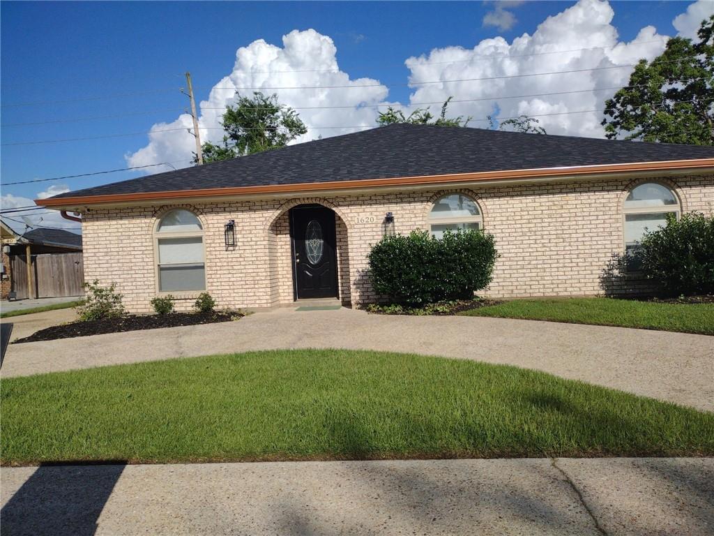 Homes for sale in La Place, LA | 1620 Cambridge Dr, La Place, LA 70068 | MLS# 2544642
