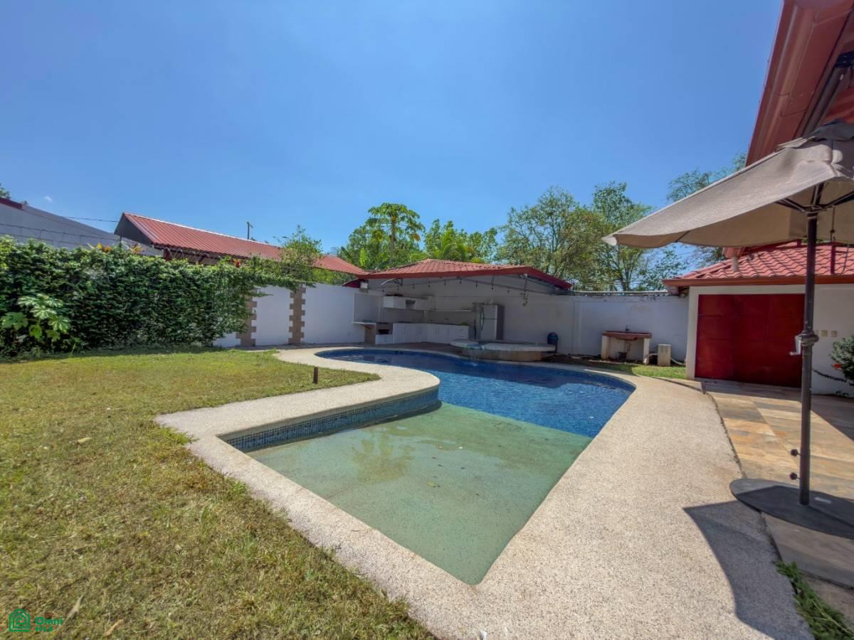 0 bed Single Family Homes For Sale in Esparza, Puntarenas - 1