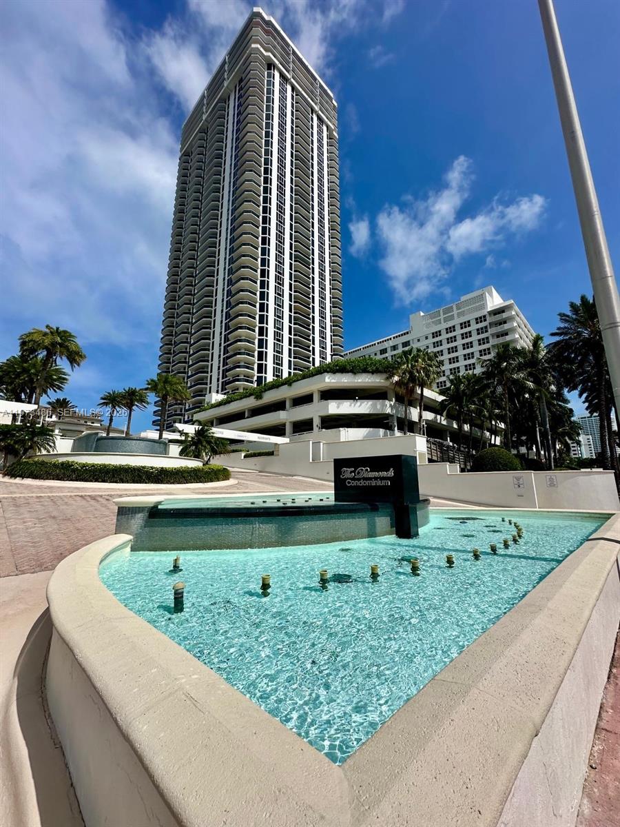 Green Diamond Condo