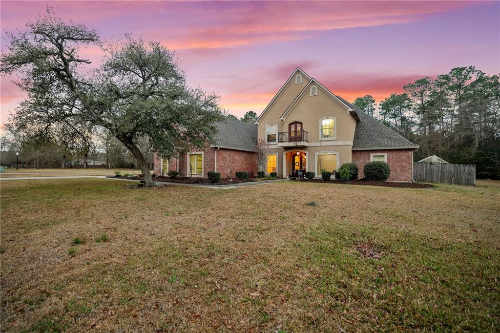 Photo 2 of Single family home for sale at 21035 Beau Chateau Blvd, Ponchatoula, LA 70454 | MLS# 2544988 | Listing updated on 2026-09-12