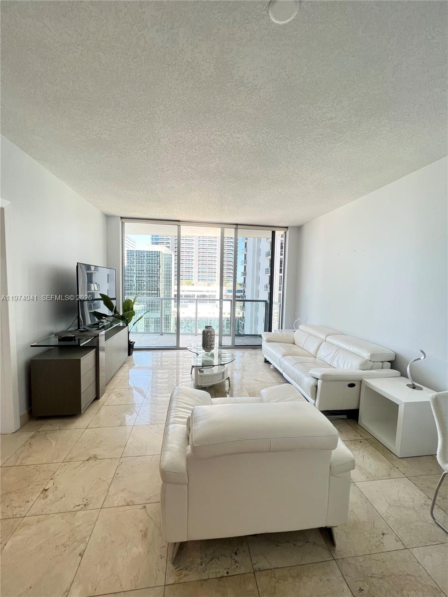 1060 Brickell Condo