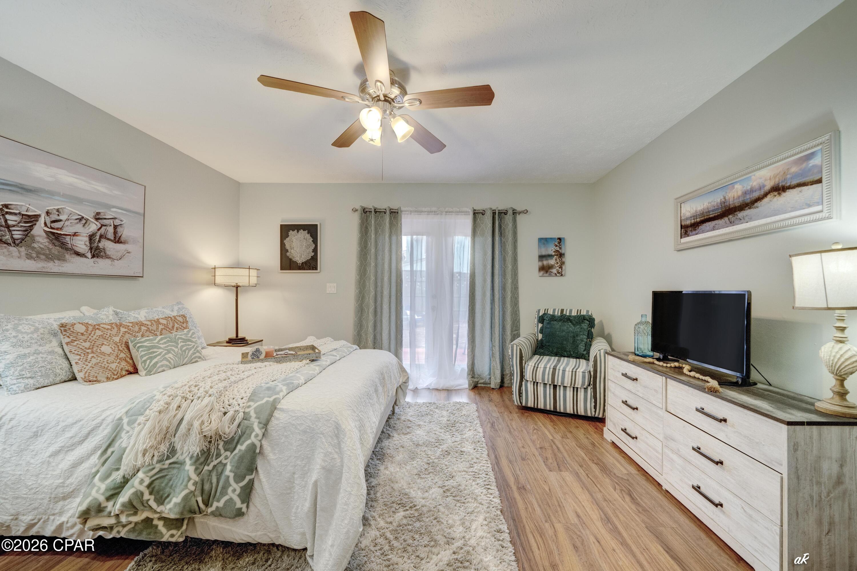 Image 11 For 6223 Lagoon Drive