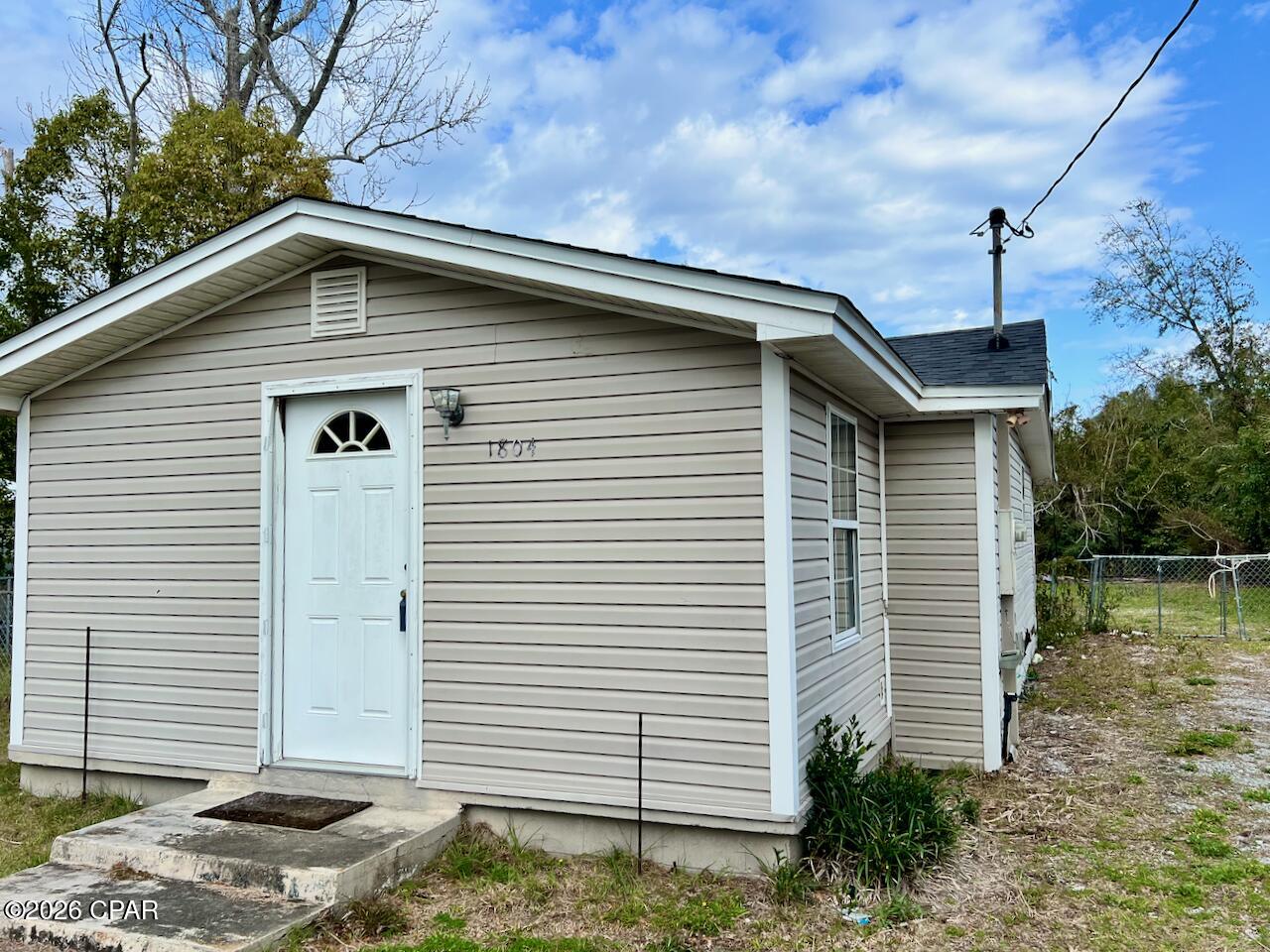 Homes for sale in Panama City, FL | 1804 Hickory Ave, Panama City, FL 32405 | MLS# 786084