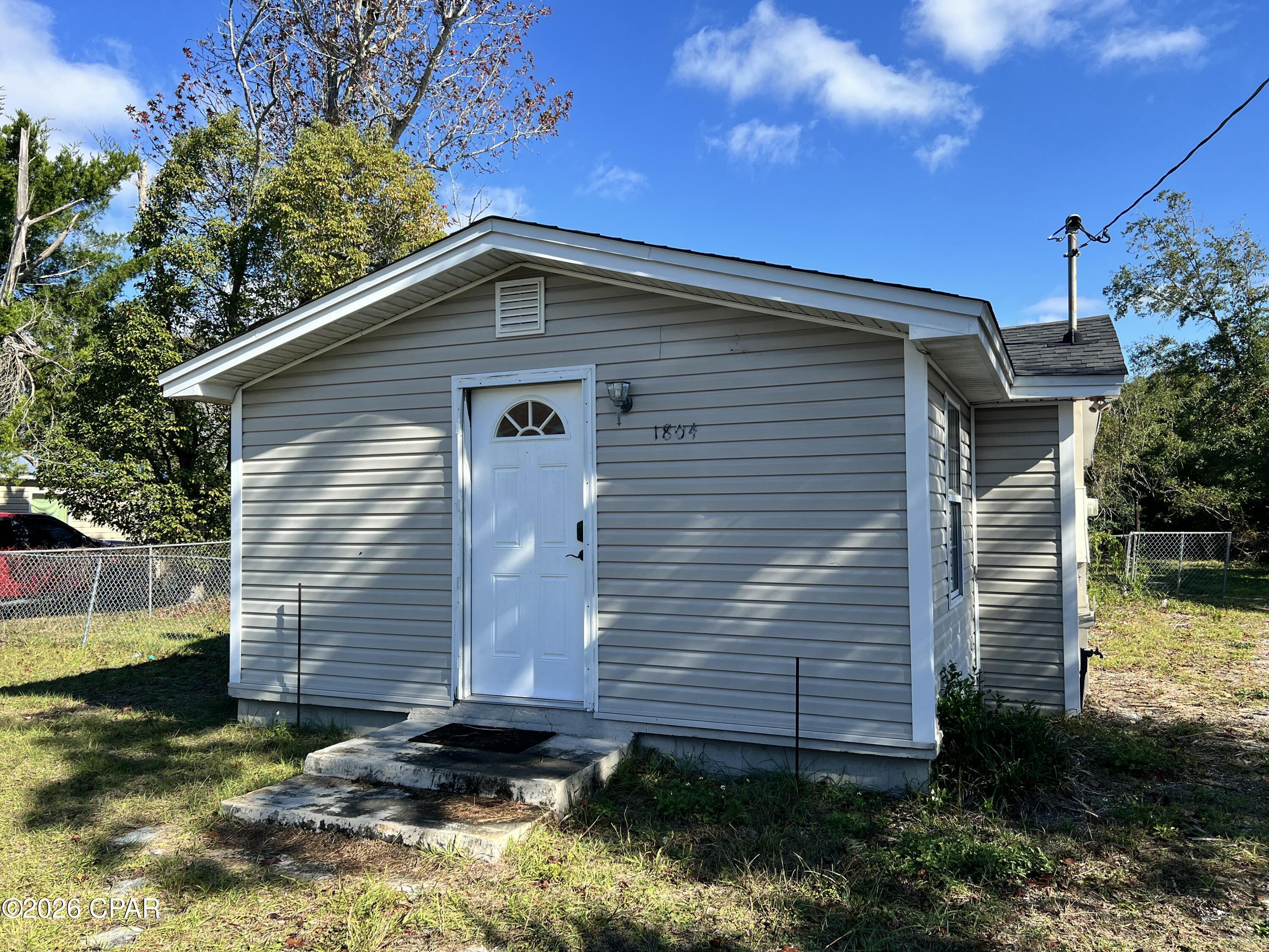 Homes for sale in Panama City, FL | 1804 Hickory Ave, Panama City, FL 32405 | MLS# 786084