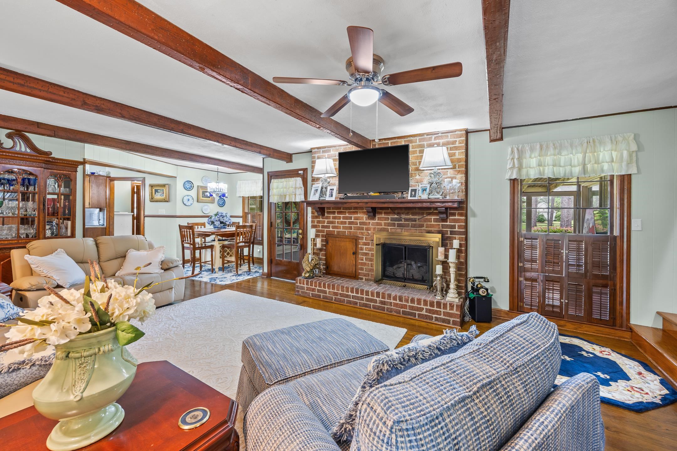481 Fox Bay Rd. 