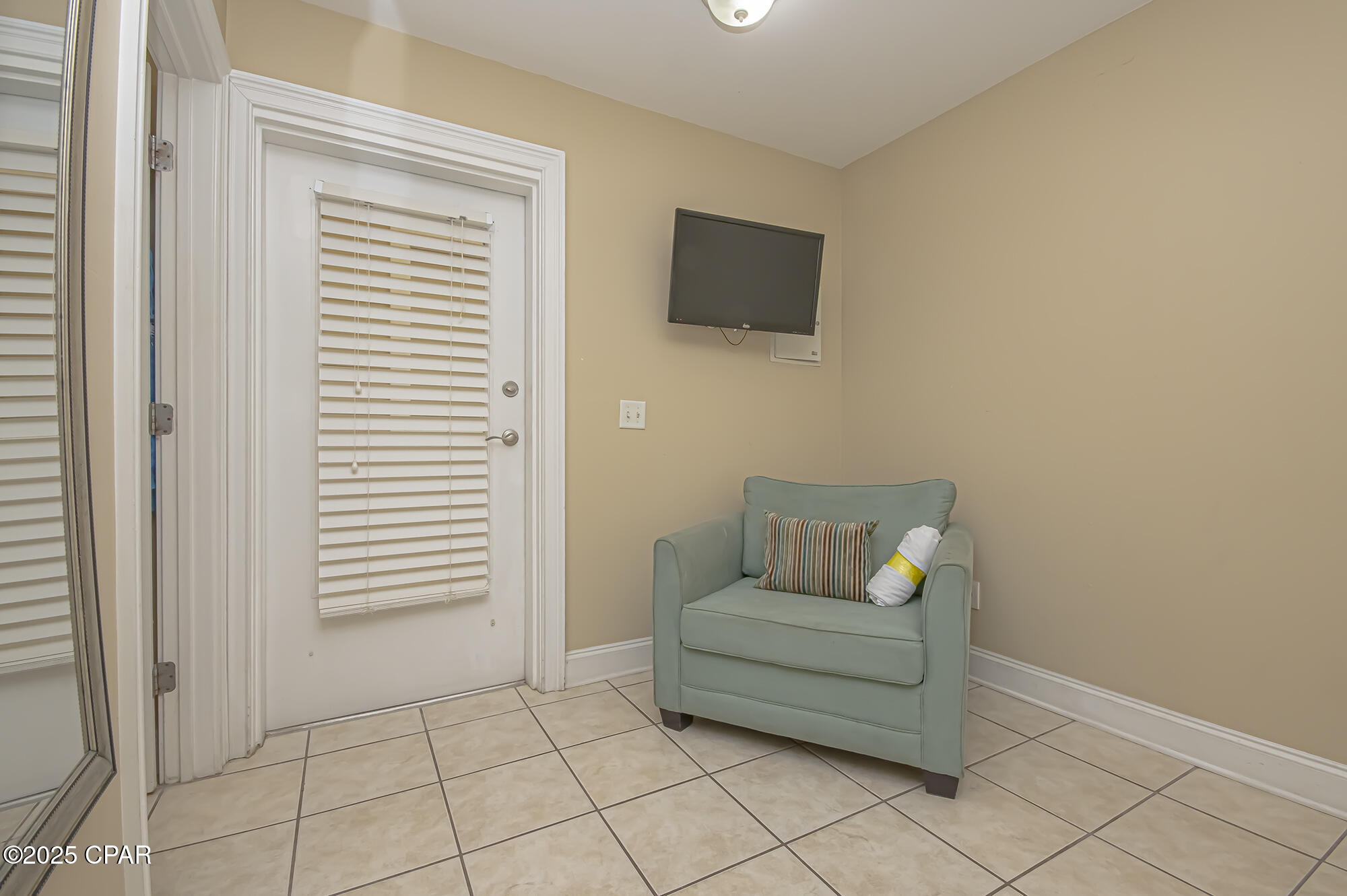 Image 11 For 12908 Front Beach Road 4