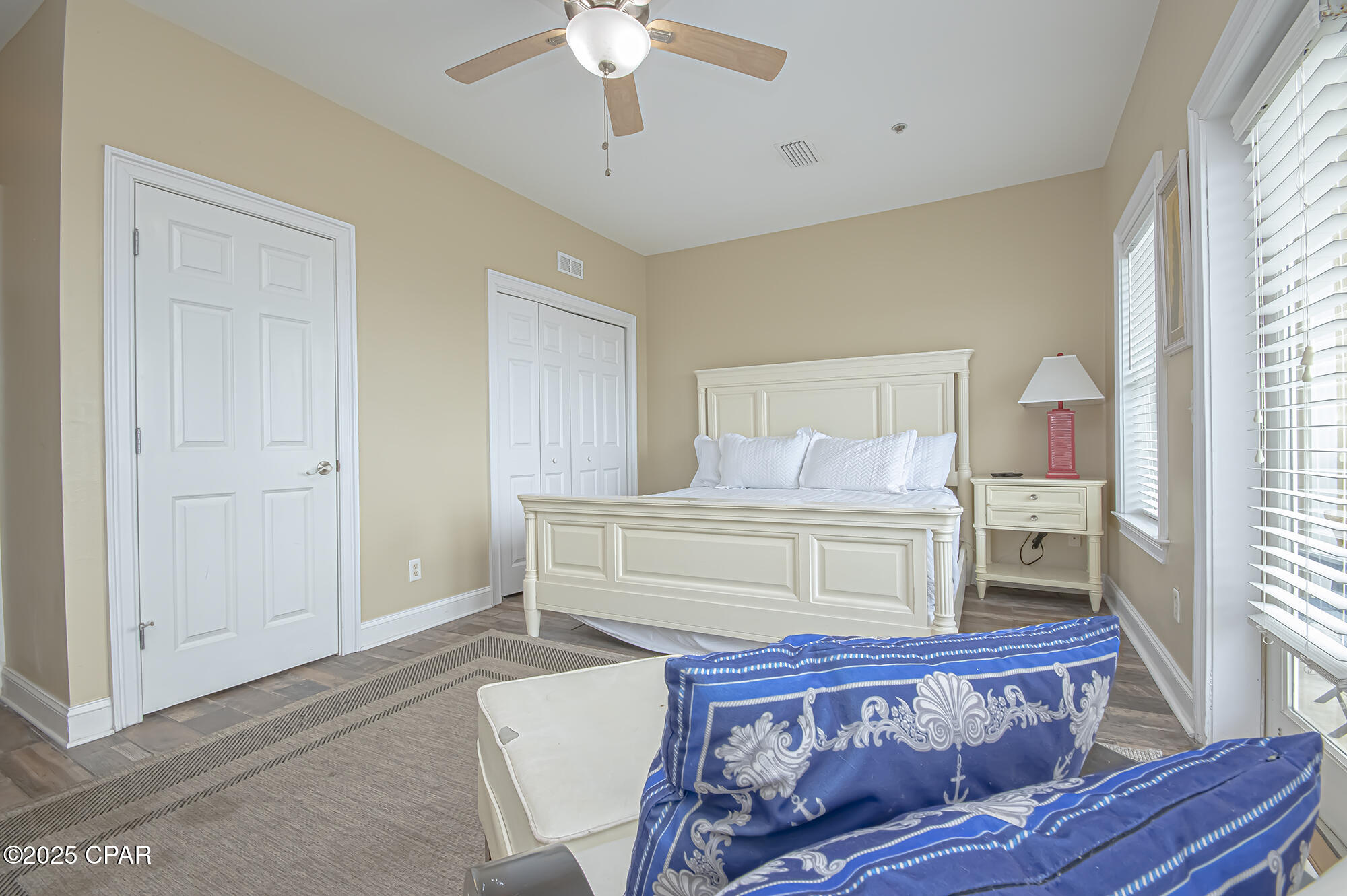 Image 18 For 12908 Front Beach Road 4